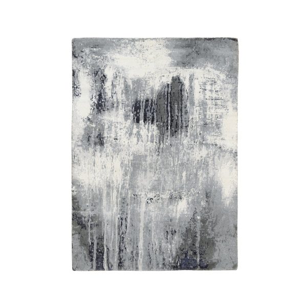 4'1"x6' Gray with Touches of Ivory Abstract Design Wool and Silk Hand Knotted Oriental Rug HR63462