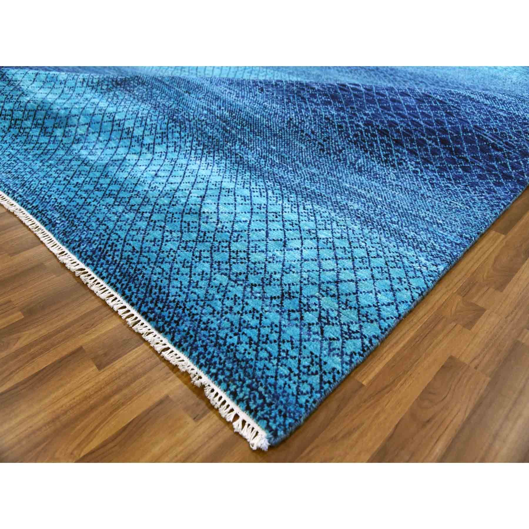 10'x14'1" Denim Blue, Modern Chiaroscuro Collection, Hand Knotted, Thick and Plush, Pure Wool Oriental Rug HR79038 - Image 6