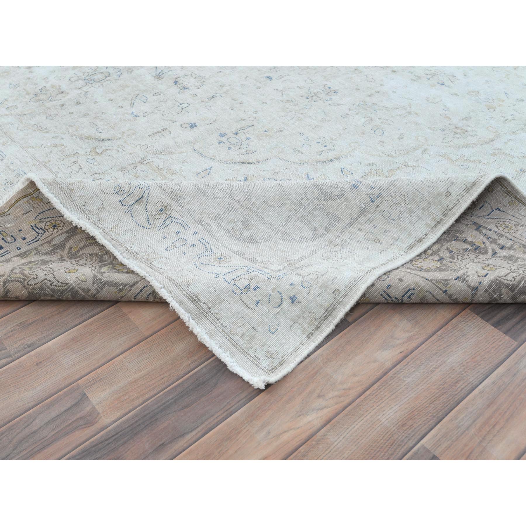 9'7"x12'6" Ivory Vintage Persian Kerman Hand Knotted Cropped Thin, Worn Wool Distressed Look Shabby Chic Oriental Rug HR81624 - Image 7