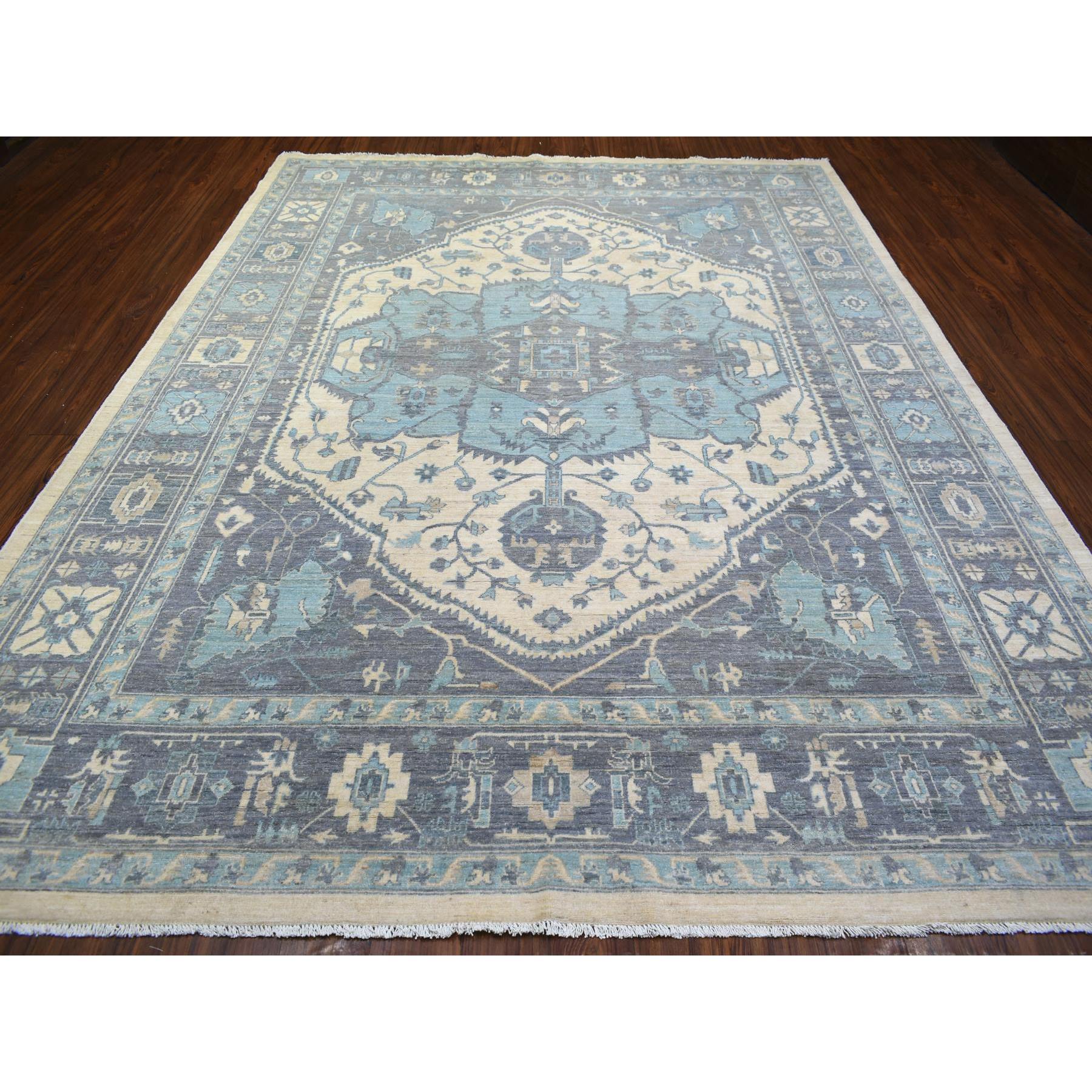 9'1"x11'9" Ivory, Hand Knotted Fine Peshawar with Heriz Serapi Design, Densely Woven Afghan Wool, Oriental Rug HR71619 - Image 3