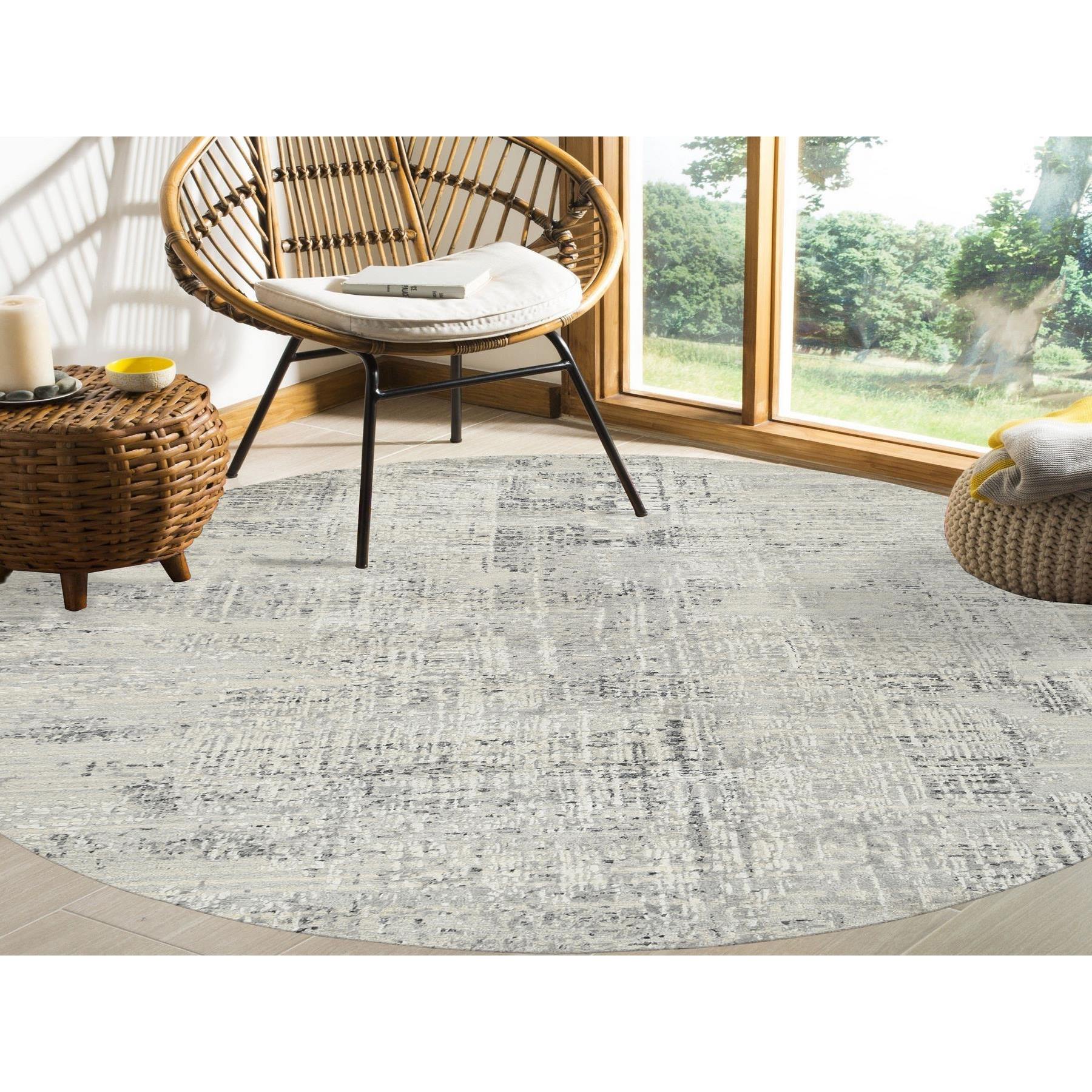 7'10"x7'10" Light Gray, Hand Spun Undyed Natural Wool, Hand Knotted, Modern Design, Round Oriental Rug HR64700 - Image 2