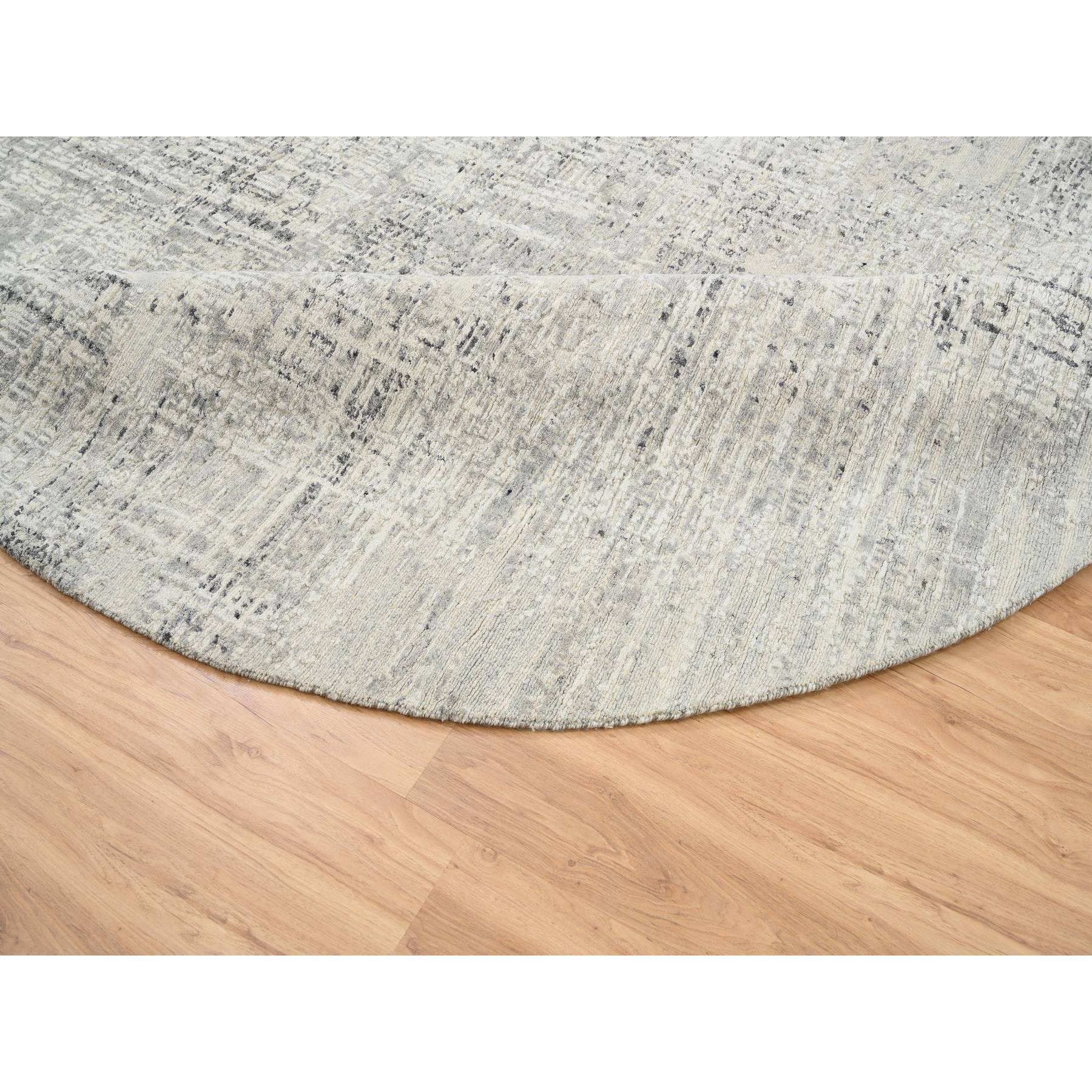 7'10"x7'10" Light Gray, Hand Spun Undyed Natural Wool, Hand Knotted, Modern Design, Round Oriental Rug HR64700 - Image 7