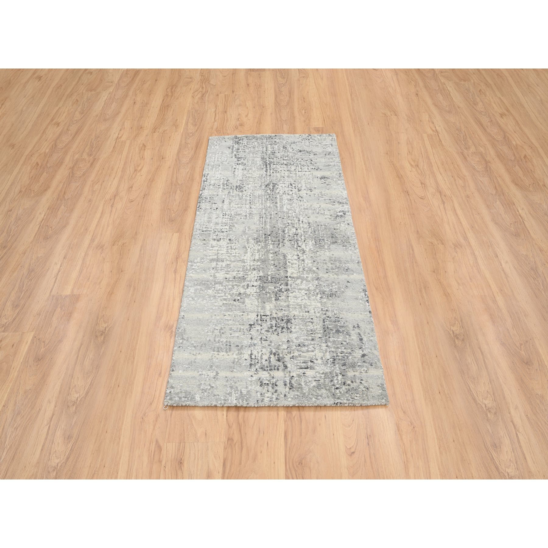 2'7"x6' Light Gray, Hand Spun Undyed Natural Wool, Hand Knotted, Modern Design, Runner Oriental Rug HR64705 - Image 2