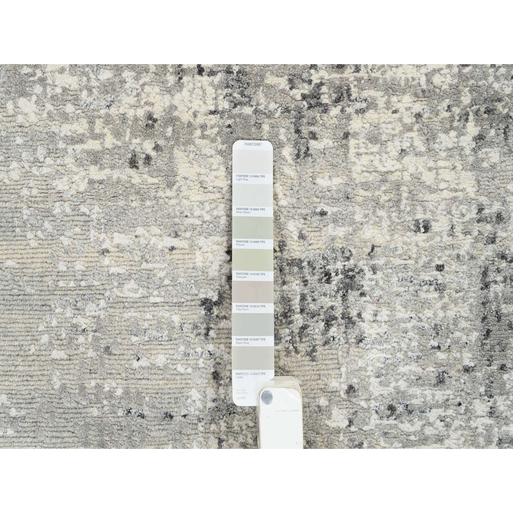 2'7"x6' Light Gray, Hand Spun Undyed Natural Wool, Hand Knotted, Modern Design, Runner Oriental Rug HR64705 - Image 4