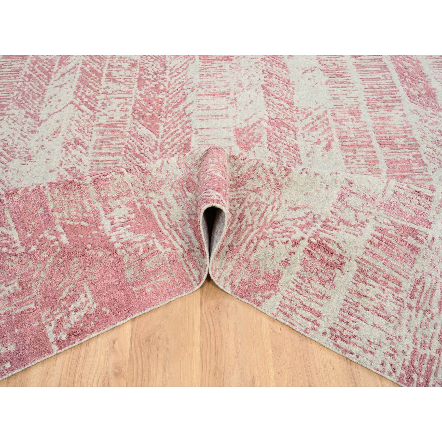 9'x11'10" Rose Pink, Jacquard Hand Loomed All Over Design, Wool and Art Silk, Oriental Rug HR64807 - Image 6
