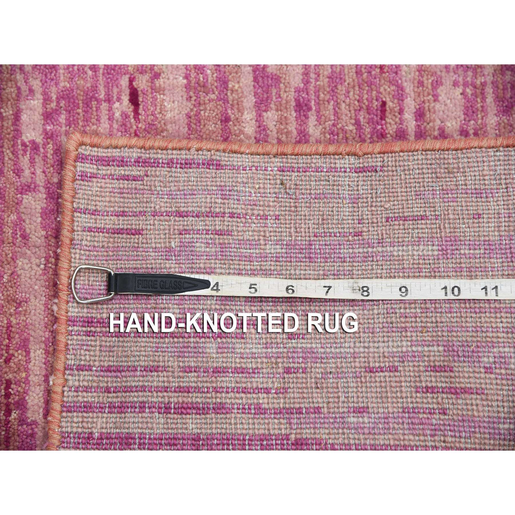 2'7"x8'3" Pink Hand Knotted Vertical Ombre Design Natural Wool Runner Oriental Rug HR75113 - Image 7