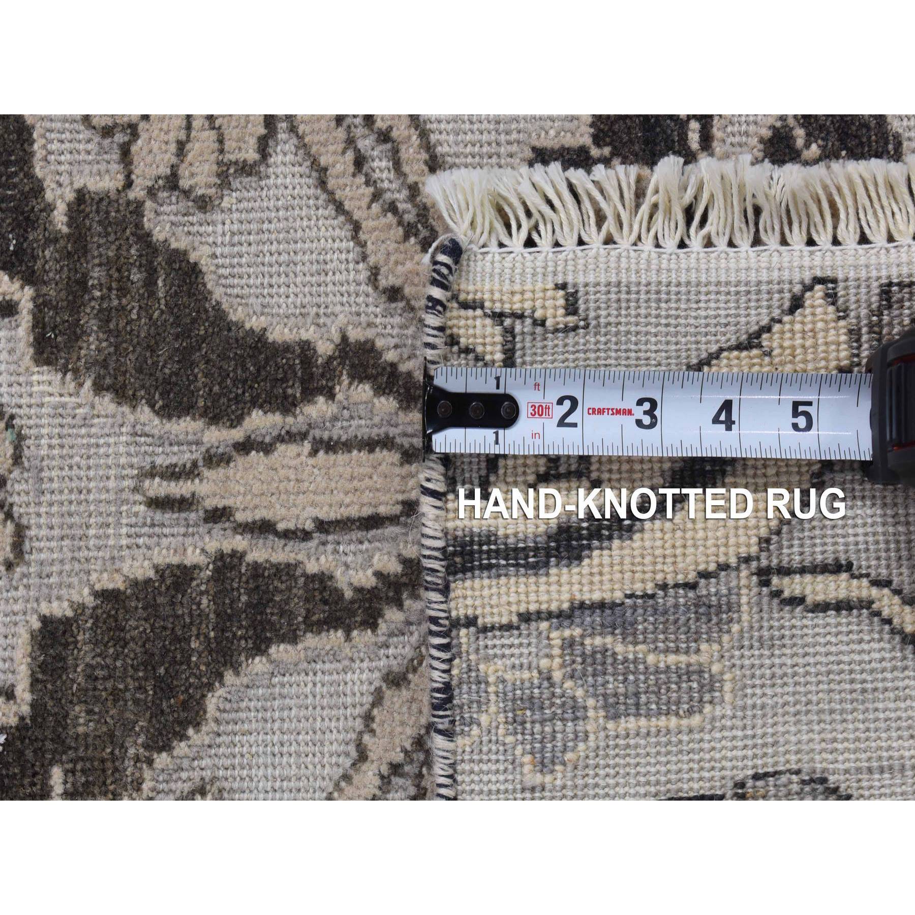 2'1"x3'1" Ivory with Chocolate Brown, 100% Wool, Hi and Lo, Oushak Design, Hand Knotted, Sample Fragment, Textured, Mat Oriental Rug HR80377 - Image 6
