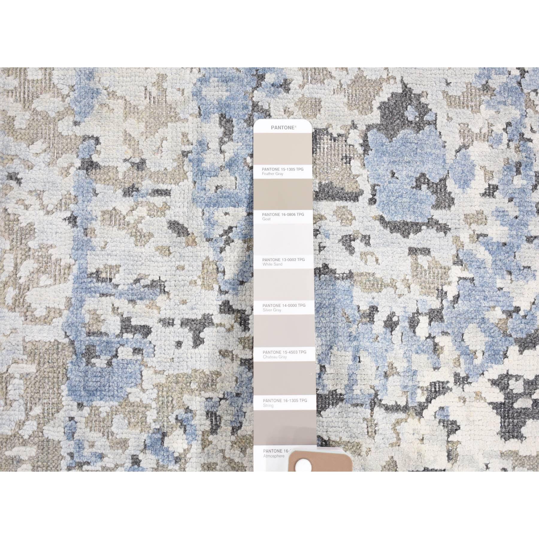 2'1"x2'1" Beige, Silk with Textured Wool, Broken Circle Design, Sample Fragment, Hand Knotted, Oriental Rug HR80419 - Image 3