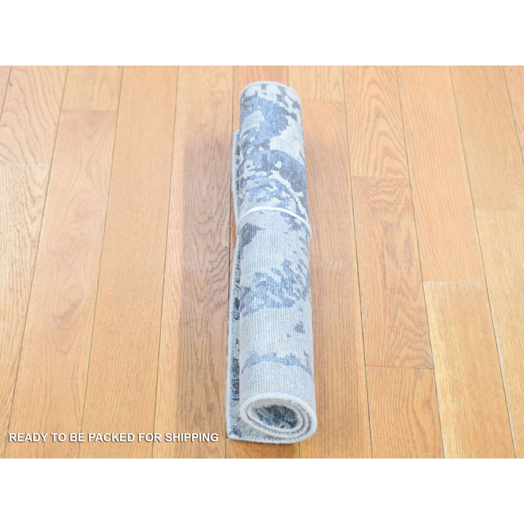 2'1"x2'1" Beige, Silk with Textured Wool, Broken Circle Design, Sample Fragment, Hand Knotted, Oriental Rug HR80419 - Image 4