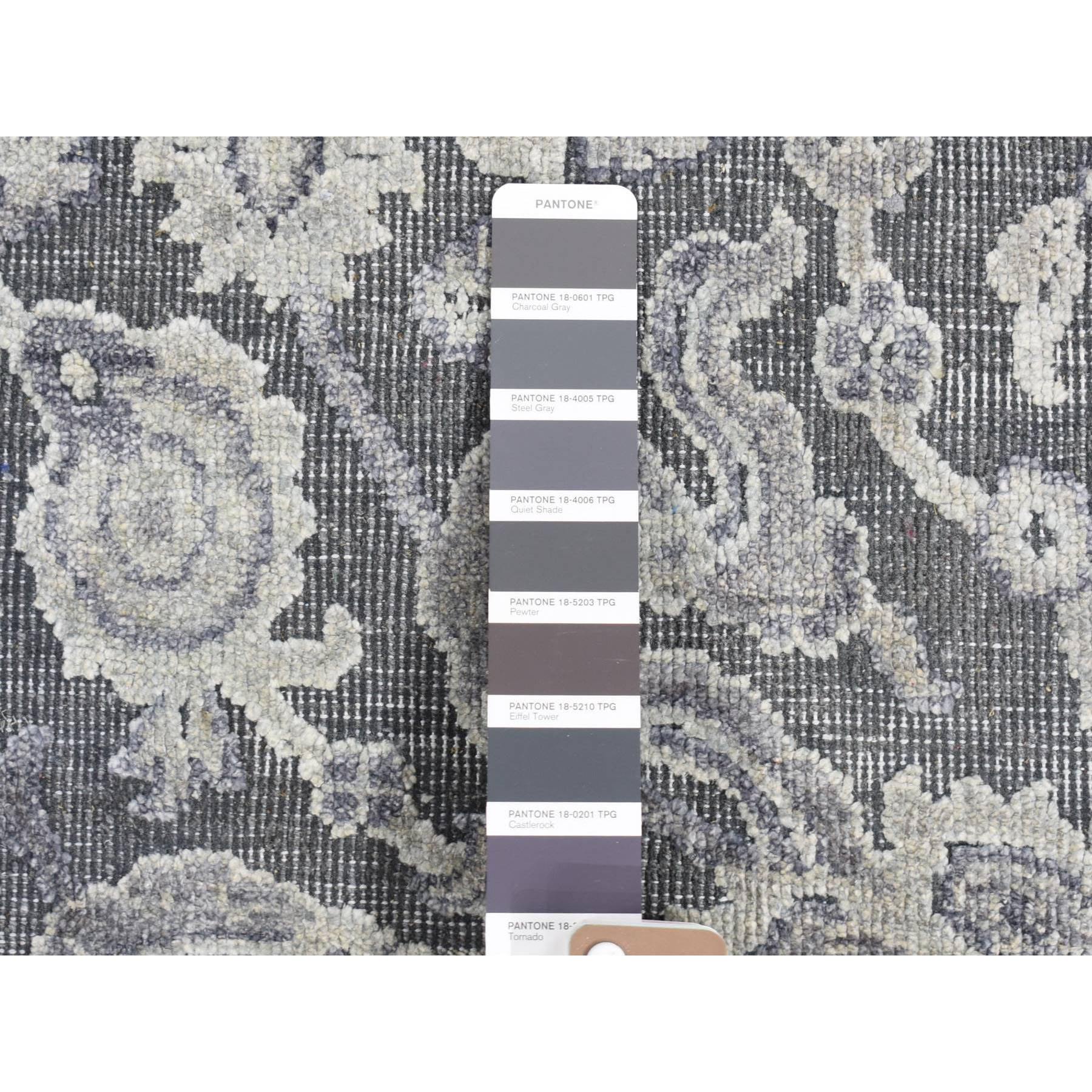 2'1"x2'1" Gray, Silk with Textured Wool, Hand Knotted, Oushak Influence, Sample Fragment, Oriental Rug HR80422 - Image 3