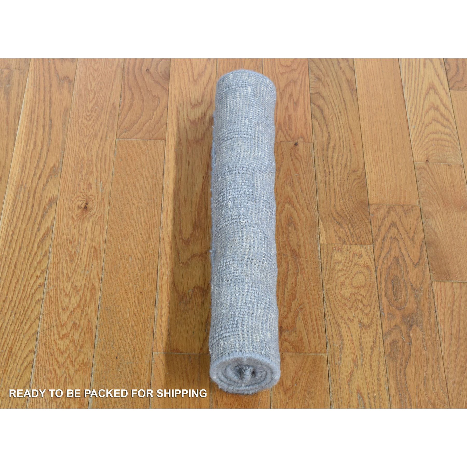 2'x2'10" Gray, Modern Design, Silk with Textured Wool, Hand Knotted, Mat, Oriental Rug HR80423 - Image 4