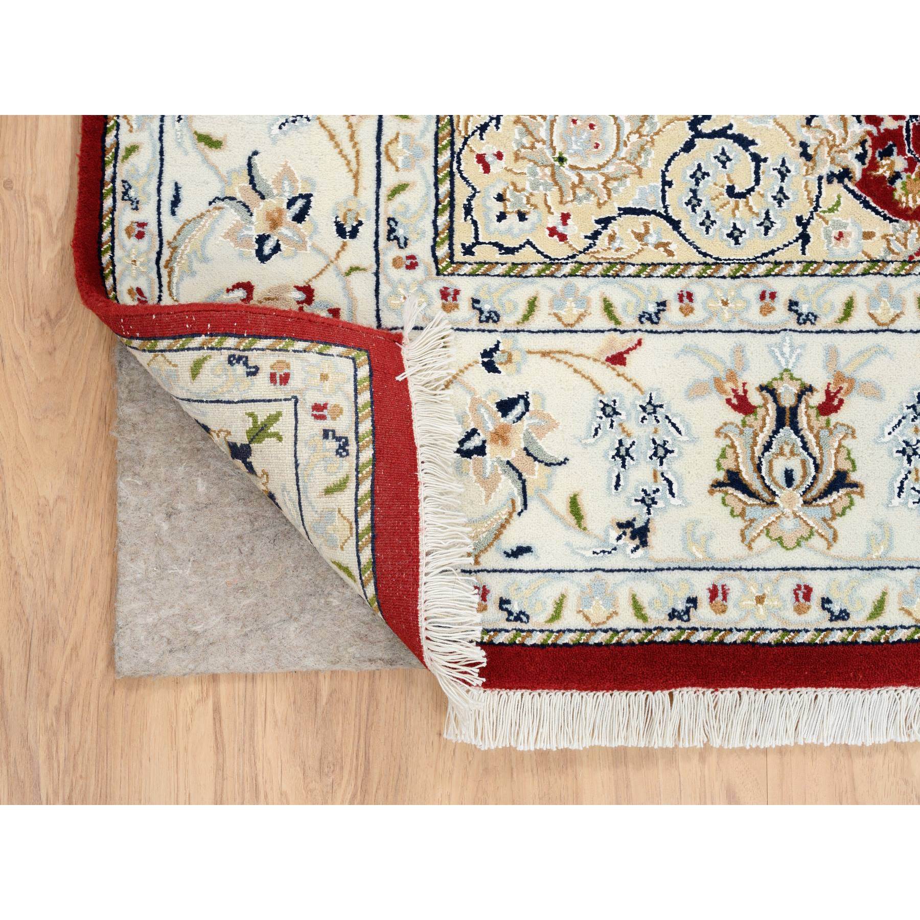 6'x6' Cherry Red, Nain with Medallion and Flower Design 250 KPSI, Wool and Silk Hand Knotted, Square Oriental Rug HR64724 - Image 3