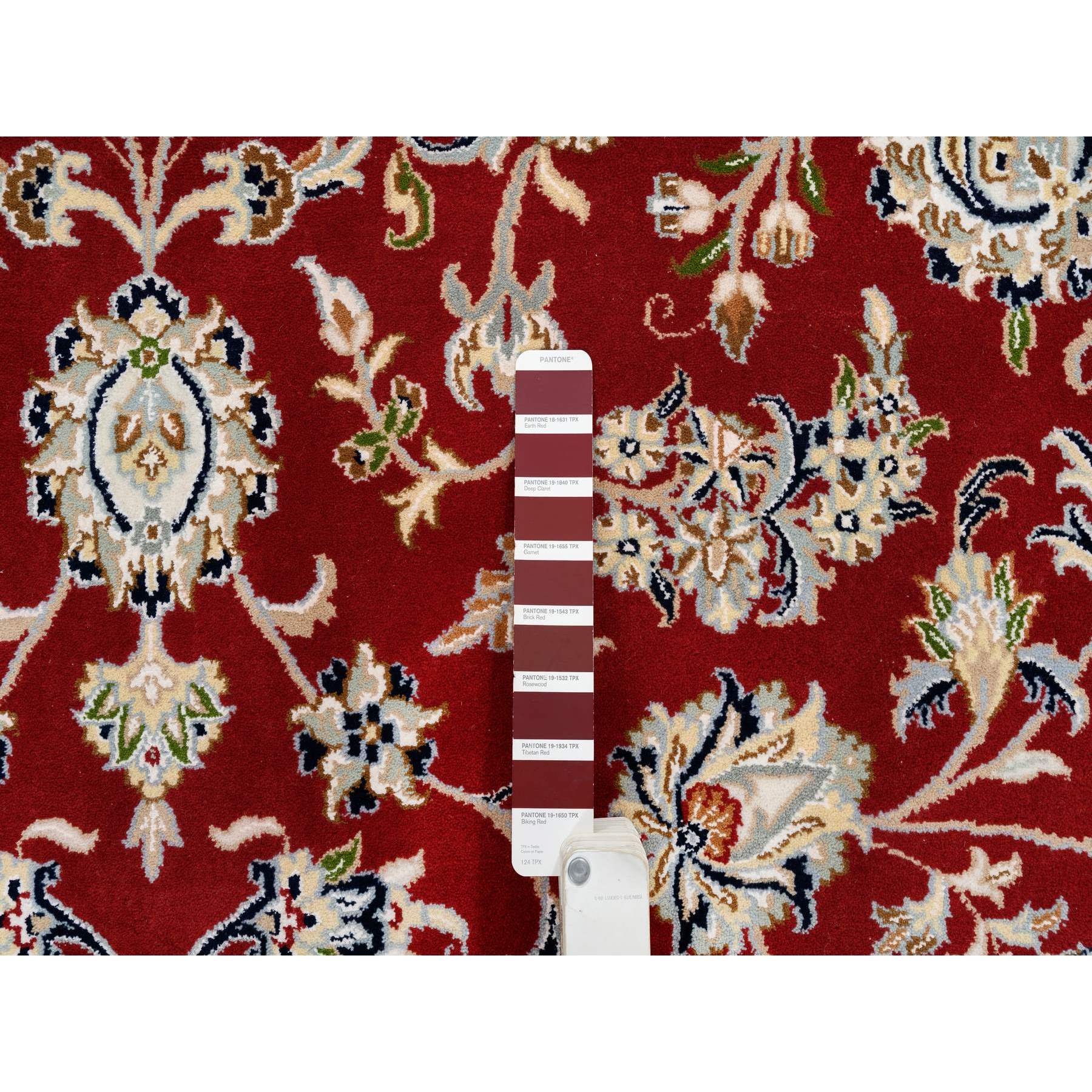 9'1"x9'1" Cherry Red, Hand Knotted Nain with All Over Design, 250 KPSI Wool and Silk, Round Oriental Rug HR64728 - Image 8