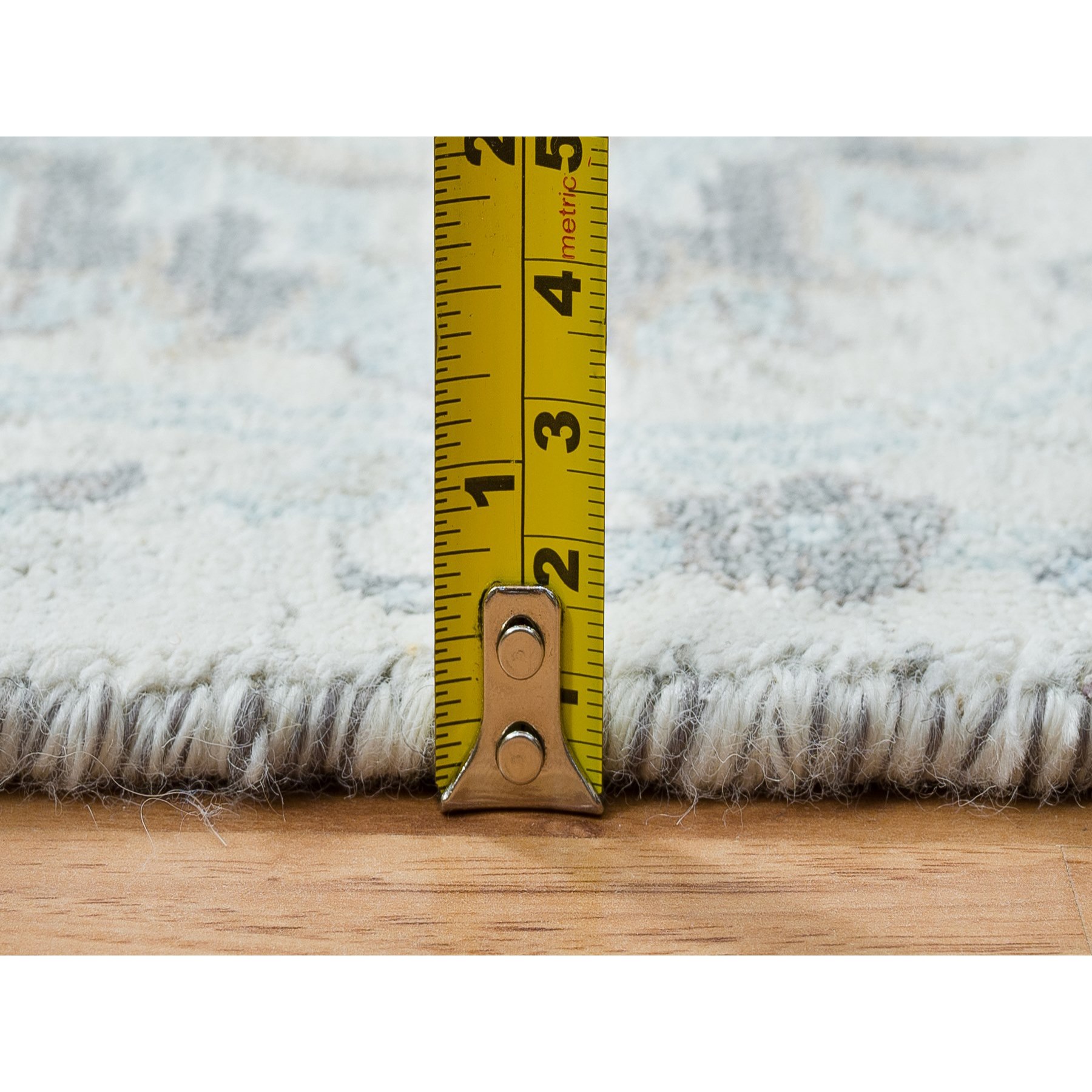 2'6"x20' Ivory, Sickle Leaf Design Soft Pile, Silk With Textured Wool Hand Knotted, XL Runner Oriental Rug HR64891 - Image 7