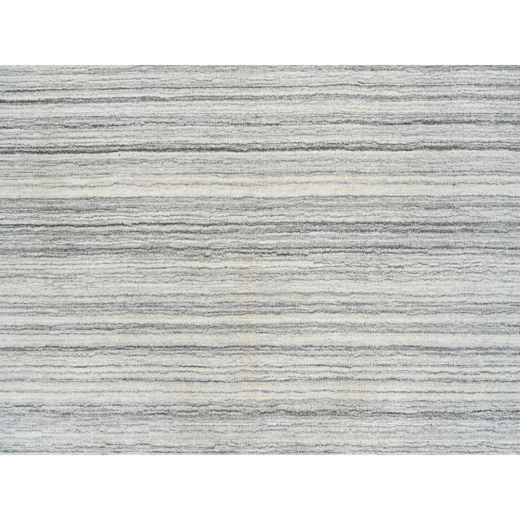 5'10"x5'10" Platinum Gray and Cream, Plain Hand Loomed Undyed Natural Wool, Modern Design Thick and Plush, Round Oriental Rug HR64984 - Image 5
