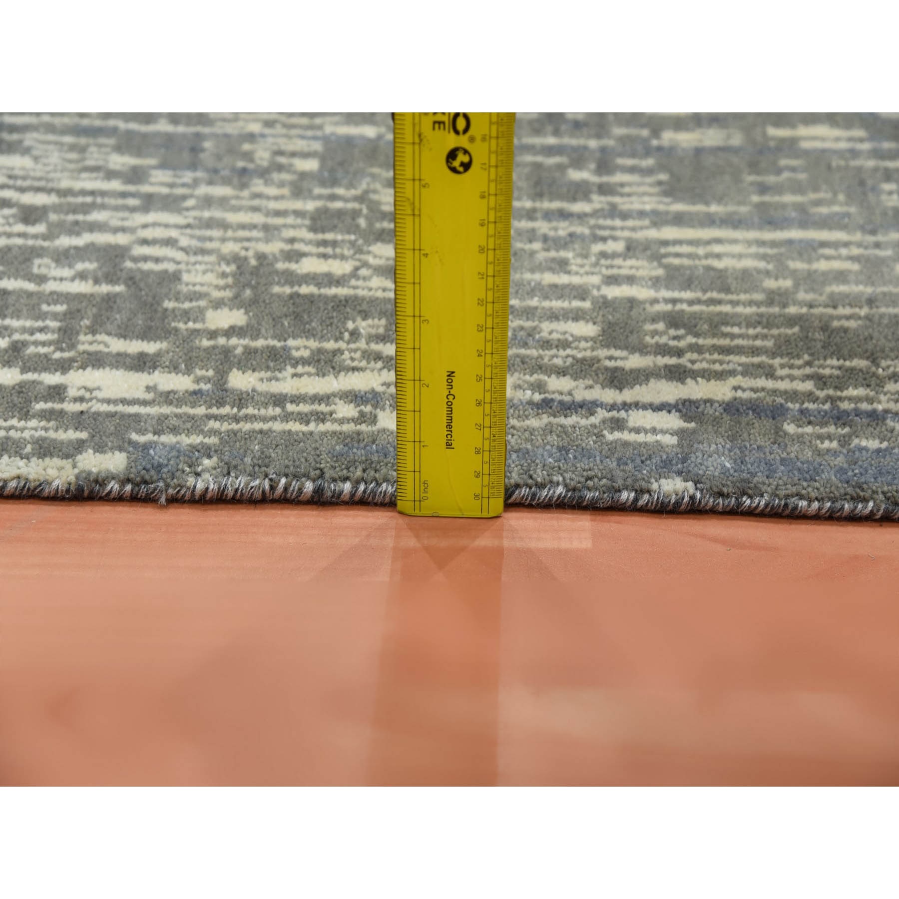 2'6"x10'2" Gray and Blue, Pure Wool Hand Knotted, Modern Ombre Design Densely Woven, Runner Oriental Rug HR75184 - Image 6