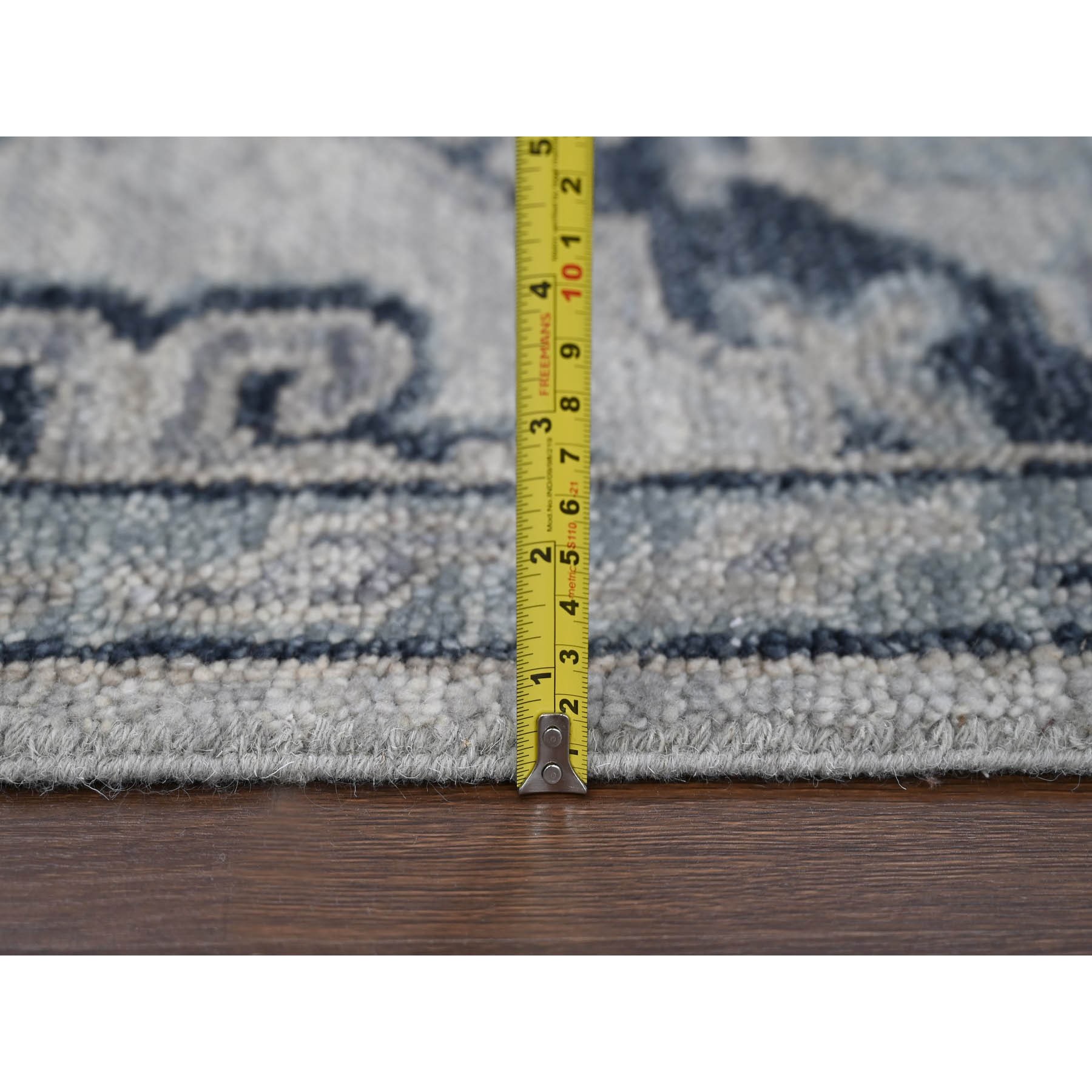 5'10"x8'10" Silver Gray, Natural Wool Hand Knotted, Anatolian Design, Supple Collection Thick and Plush, Oriental Rug HR84071 - Image 7