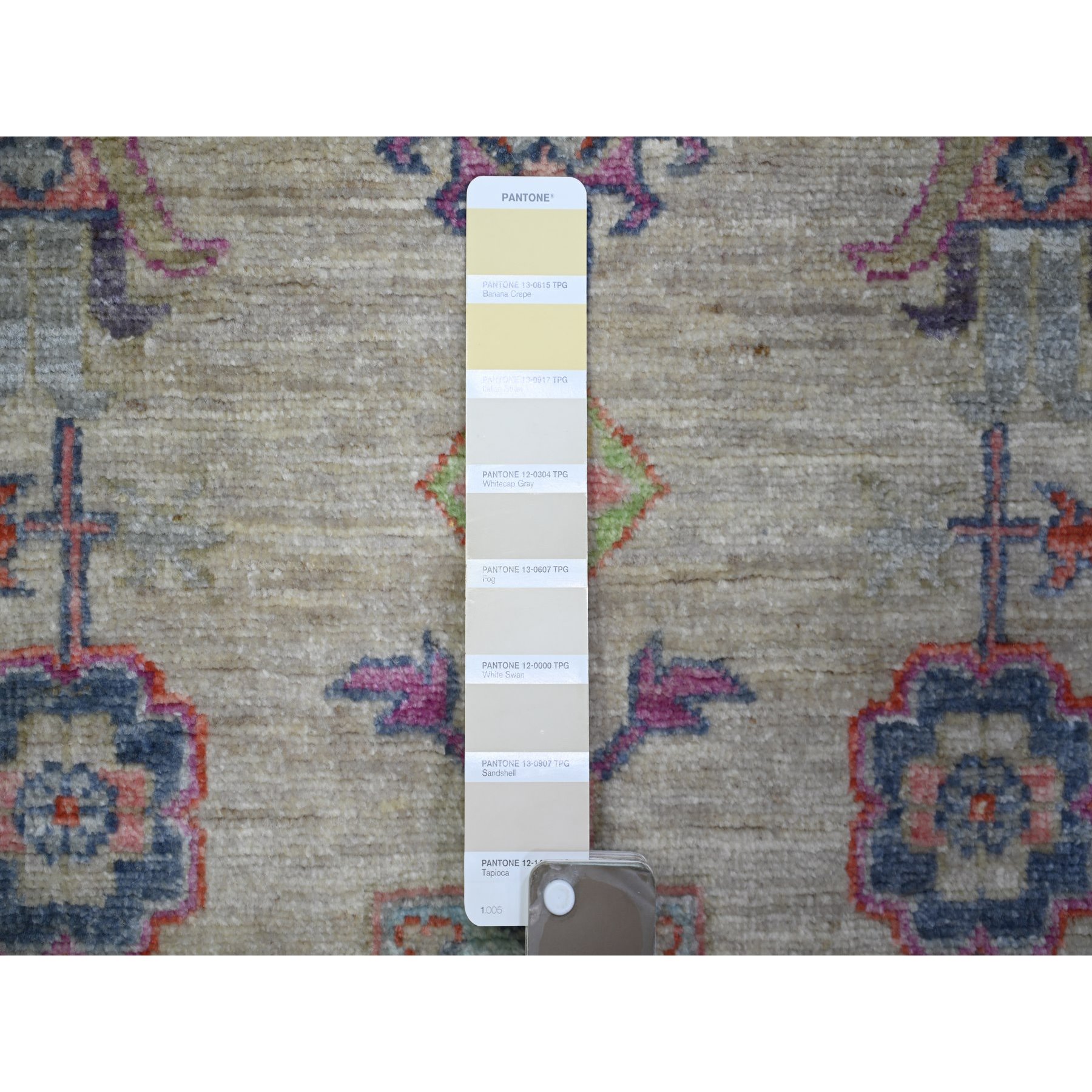 3'x4'10" Beige, Finer Peshawar with Karajeh Design, Dense Weave Vegetable Dyes, Pure Wool Hand Knotted, Oriental Rug HR73131 - Image 3