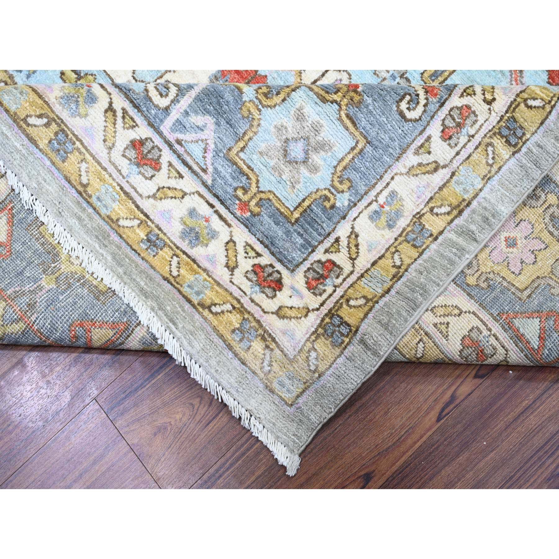 8'8"x11'7" Echo Gray, Pure Wool Hand Knotted, Finer Peshawar with Heriz Medallion Design, Densely Woven Natural Dyes, Oriental Rug HR73406 - Image 7
