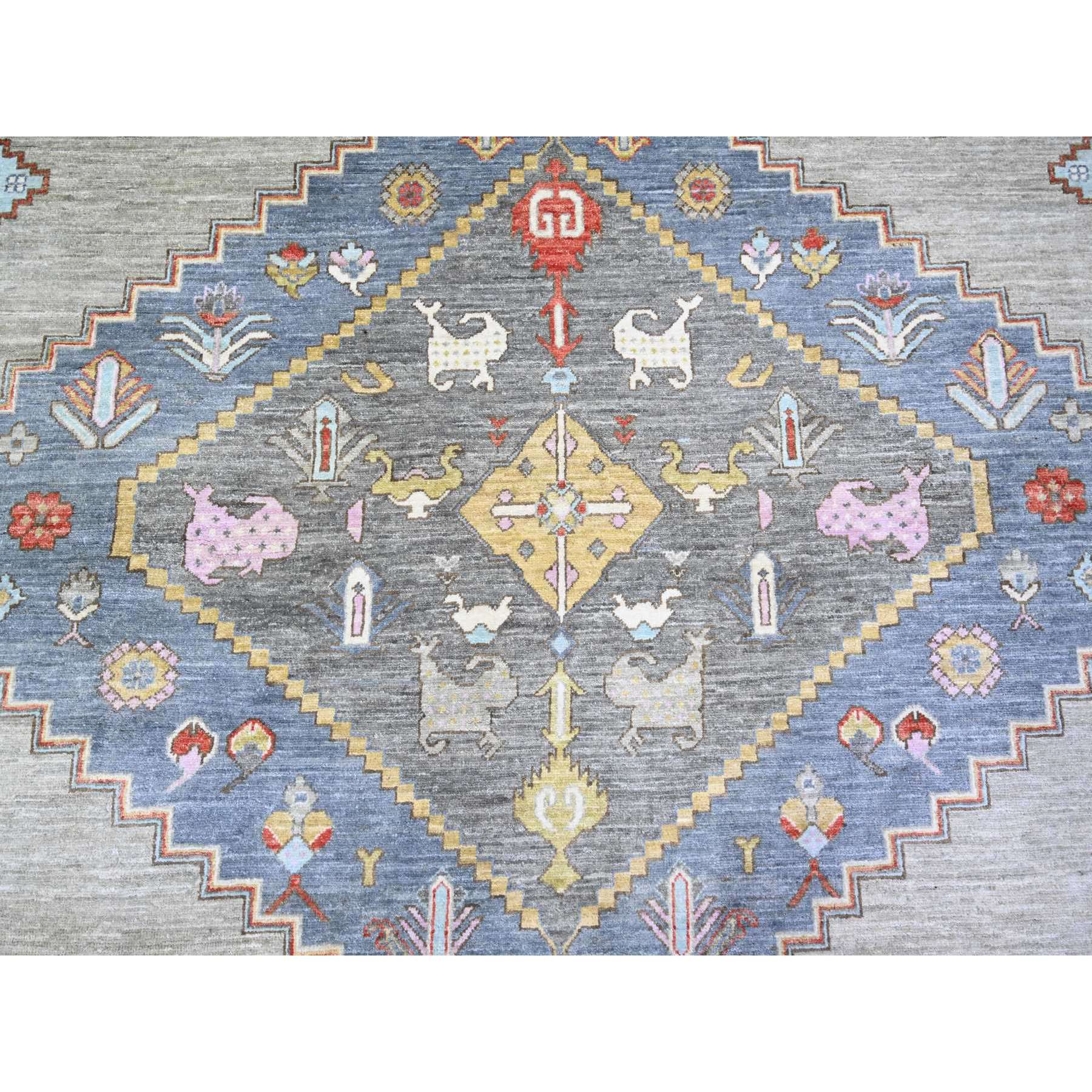 8'8"x11'7" Echo Gray, Pure Wool Hand Knotted, Finer Peshawar with Heriz Medallion Design, Densely Woven Natural Dyes, Oriental Rug HR73406 - Image 9