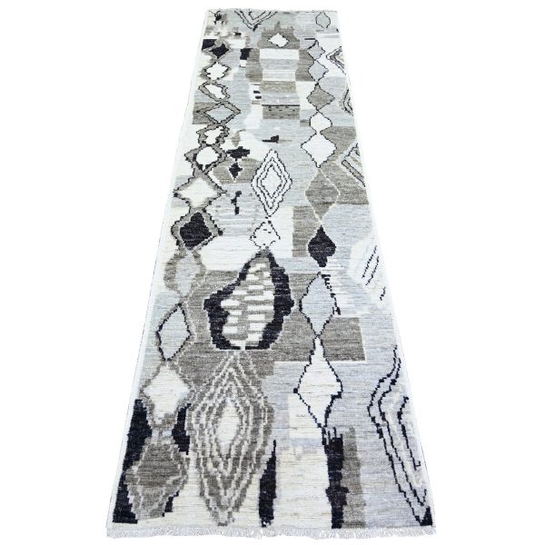 2'7"x9'9" Ivory, Boujaad Moroccan Berber Design Vegetable Dyes, Organic Wool Hand Knotted, Runner Oriental Rug HR73489