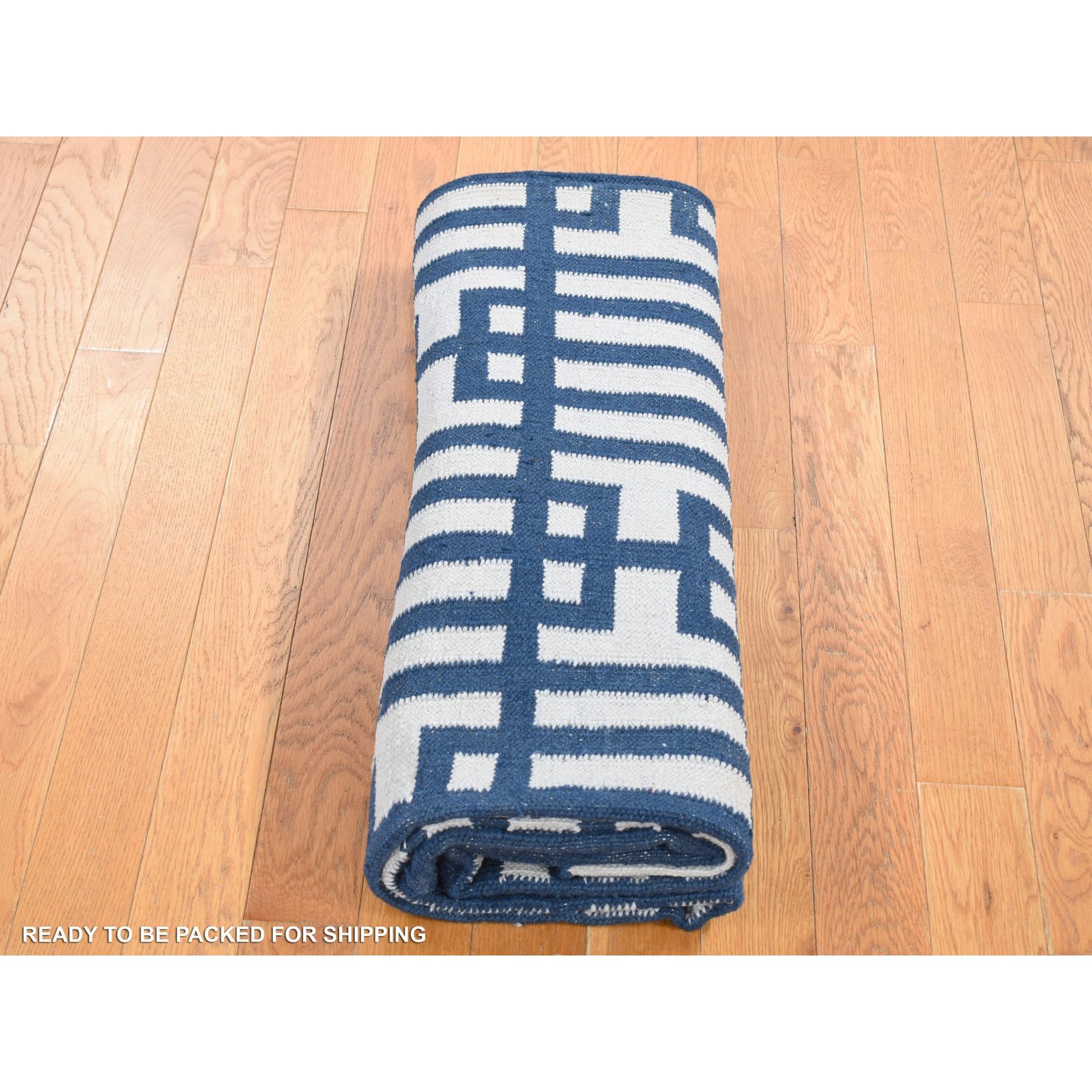 5'2"x7' Yale Blue, Kilim Geometric Design Flat Weave, Hand Woven Organic Wool, Reversible Oriental Rug HR80533 - Image 5