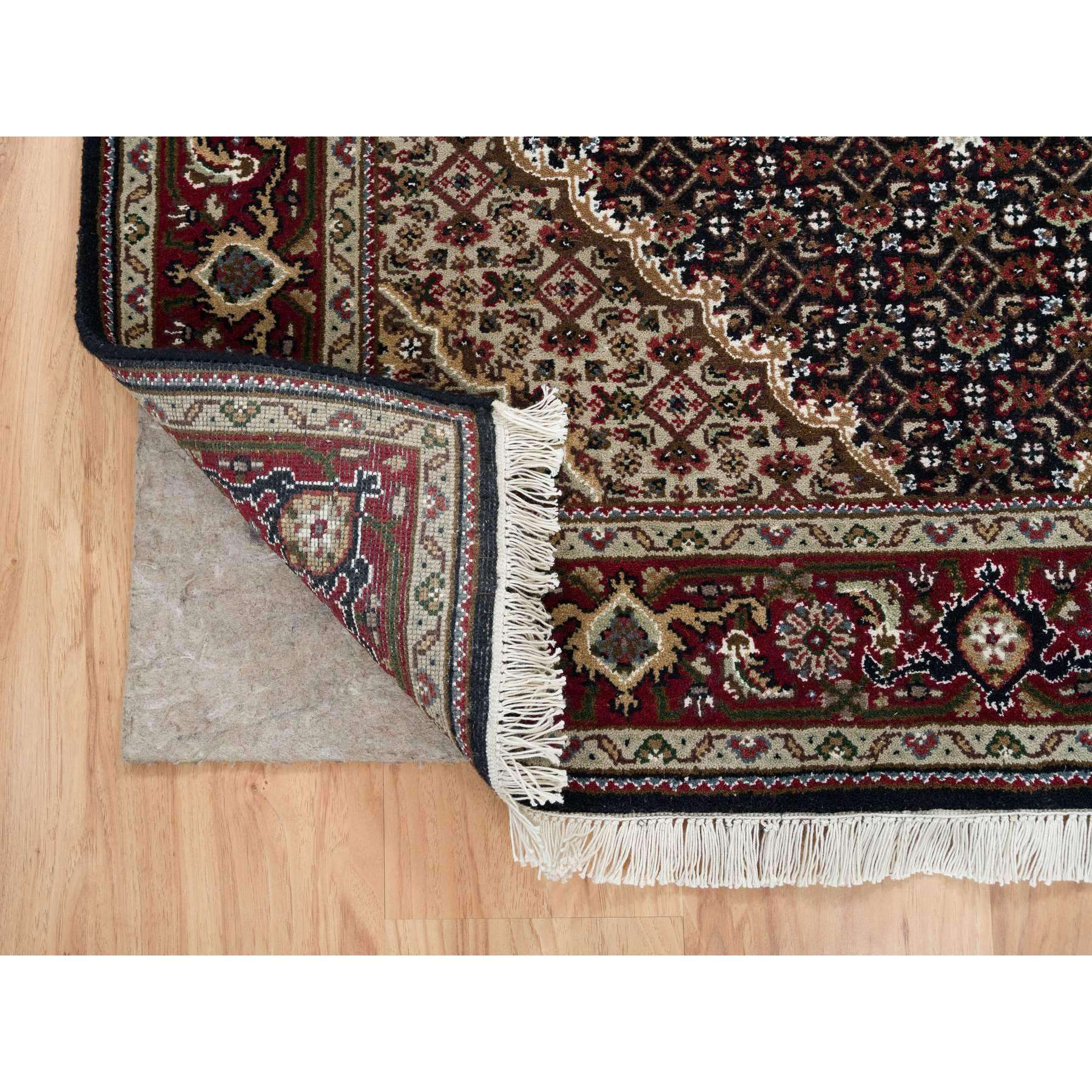 4'x6'1" Rich Black, Tabriz Mahi with Fish Medallion Design, 175 KPSI, Hand Knotted, 100% Wool, Oriental Rug HR65099 - Image 3