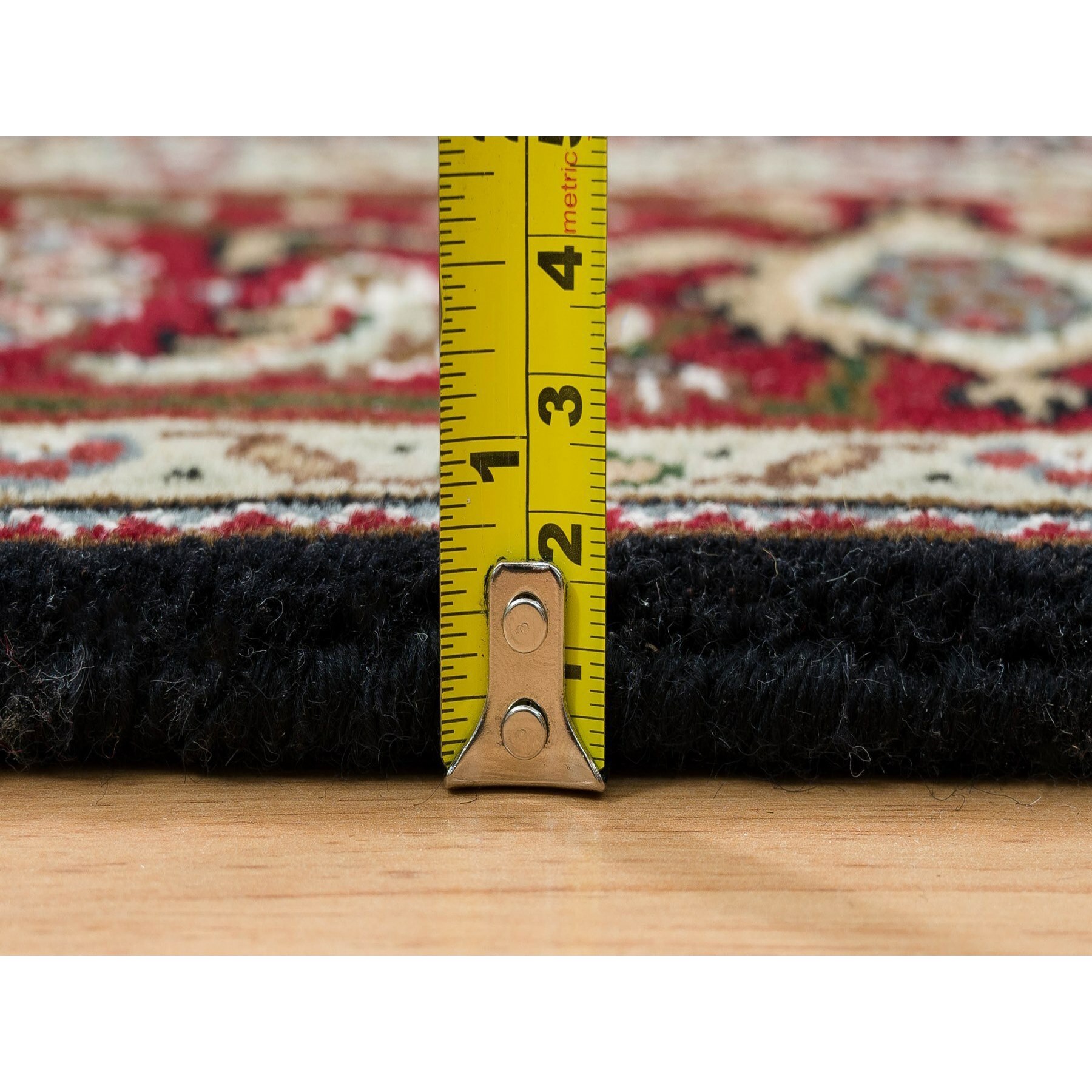 4'x6'1" Rich Black, Tabriz Mahi with Fish Medallion Design, 175 KPSI, Hand Knotted, 100% Wool, Oriental Rug HR65099 - Image 7