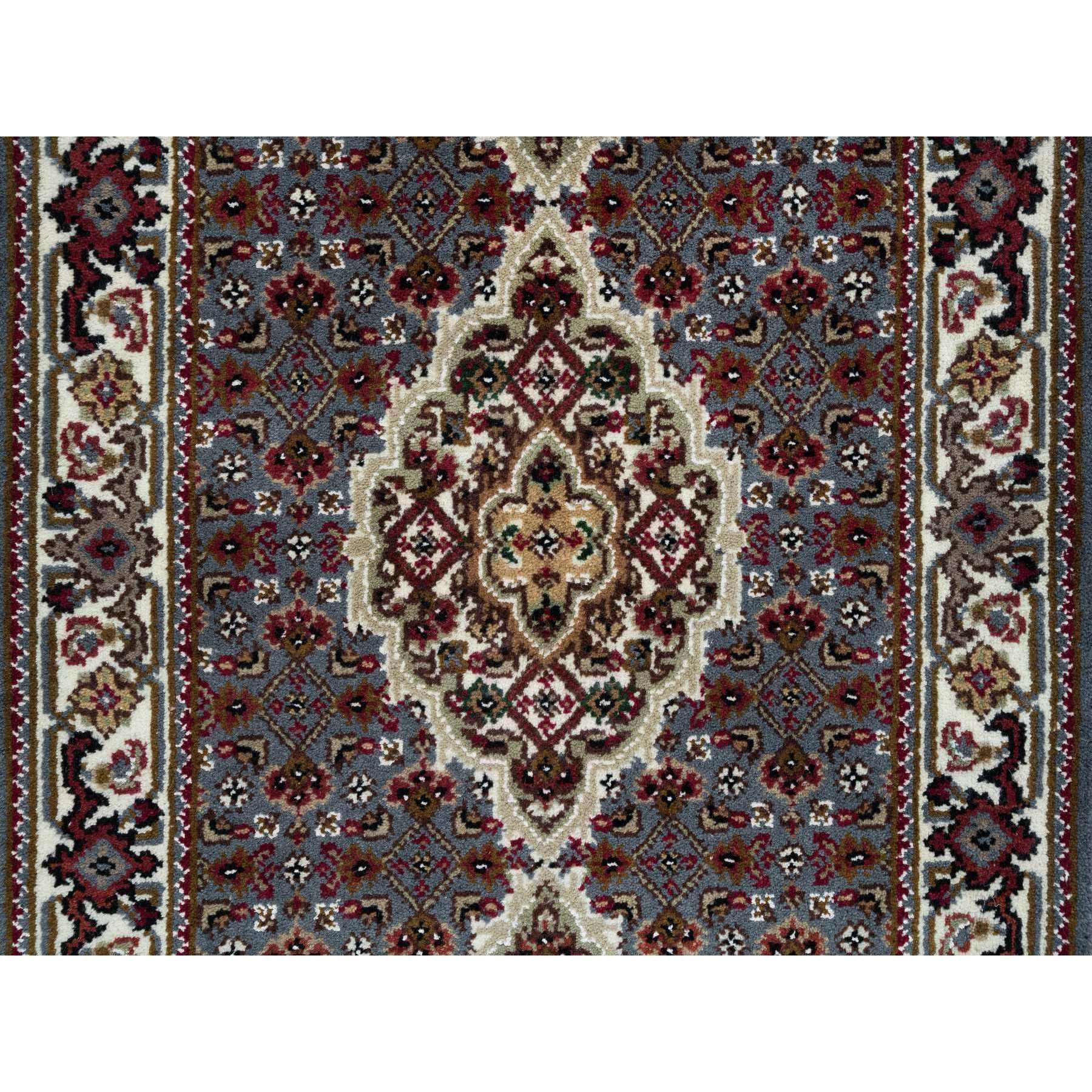 2'x8'5" Light Gray, Tabriz Mahi with Fish Medallion Design, Pure Wool, 175 KPSI, Hand Knotted, Runner Oriental Rug HR65105 - Image 5
