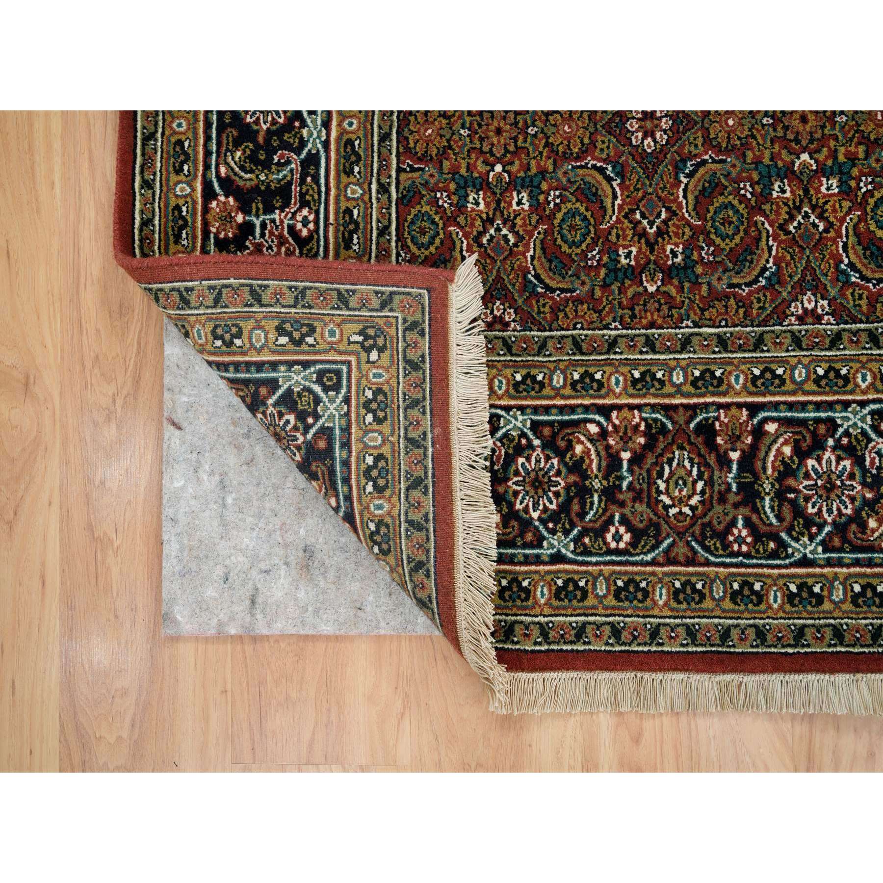 6'x9'5" Red, Herati All Over Fish Design Hand Knotted, 250 KPSI Wool and Silk, Dense Weave, Oriental Rug HR65109 - Image 4