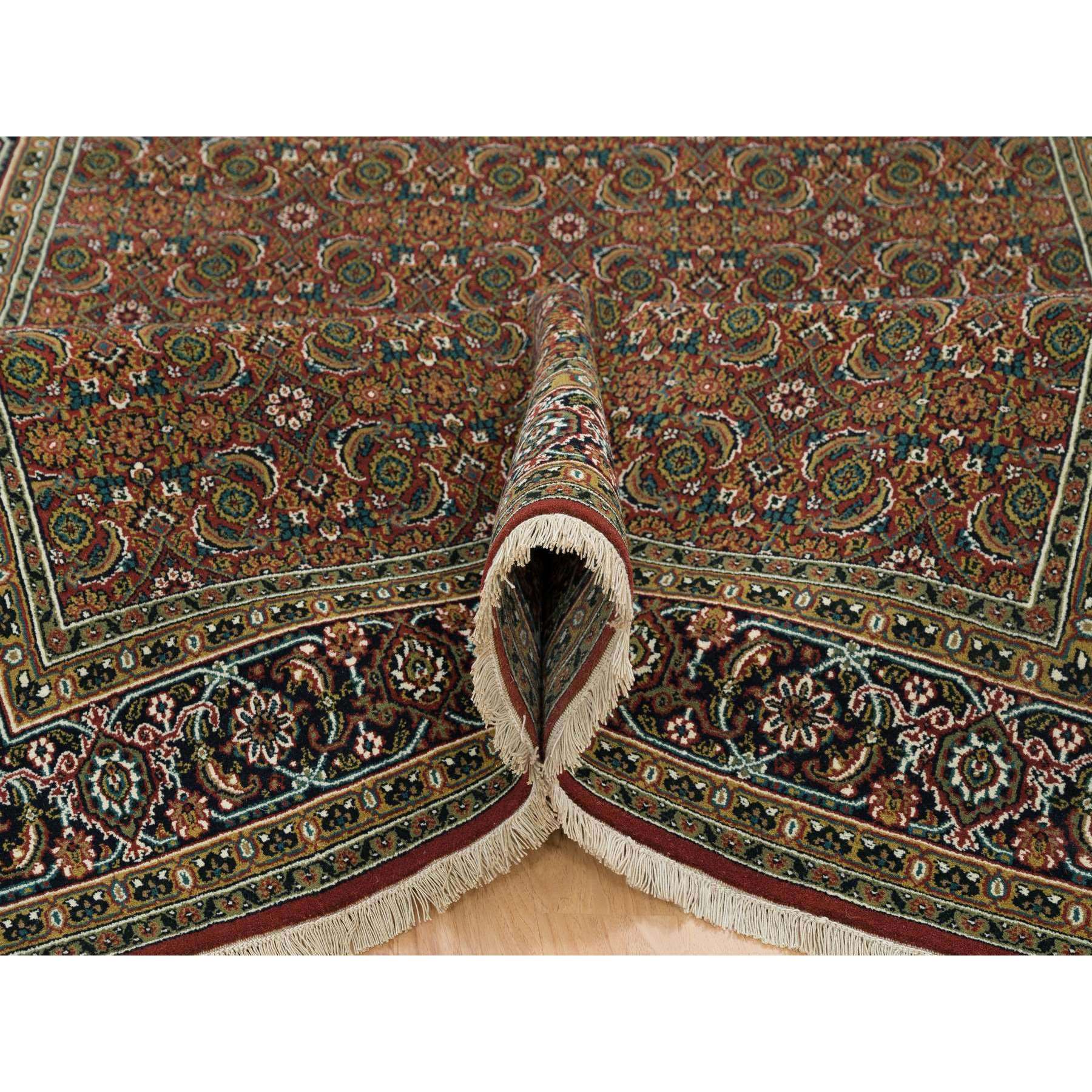 6'x9'5" Red, Herati All Over Fish Design Hand Knotted, 250 KPSI Wool and Silk, Dense Weave, Oriental Rug HR65109 - Image 5