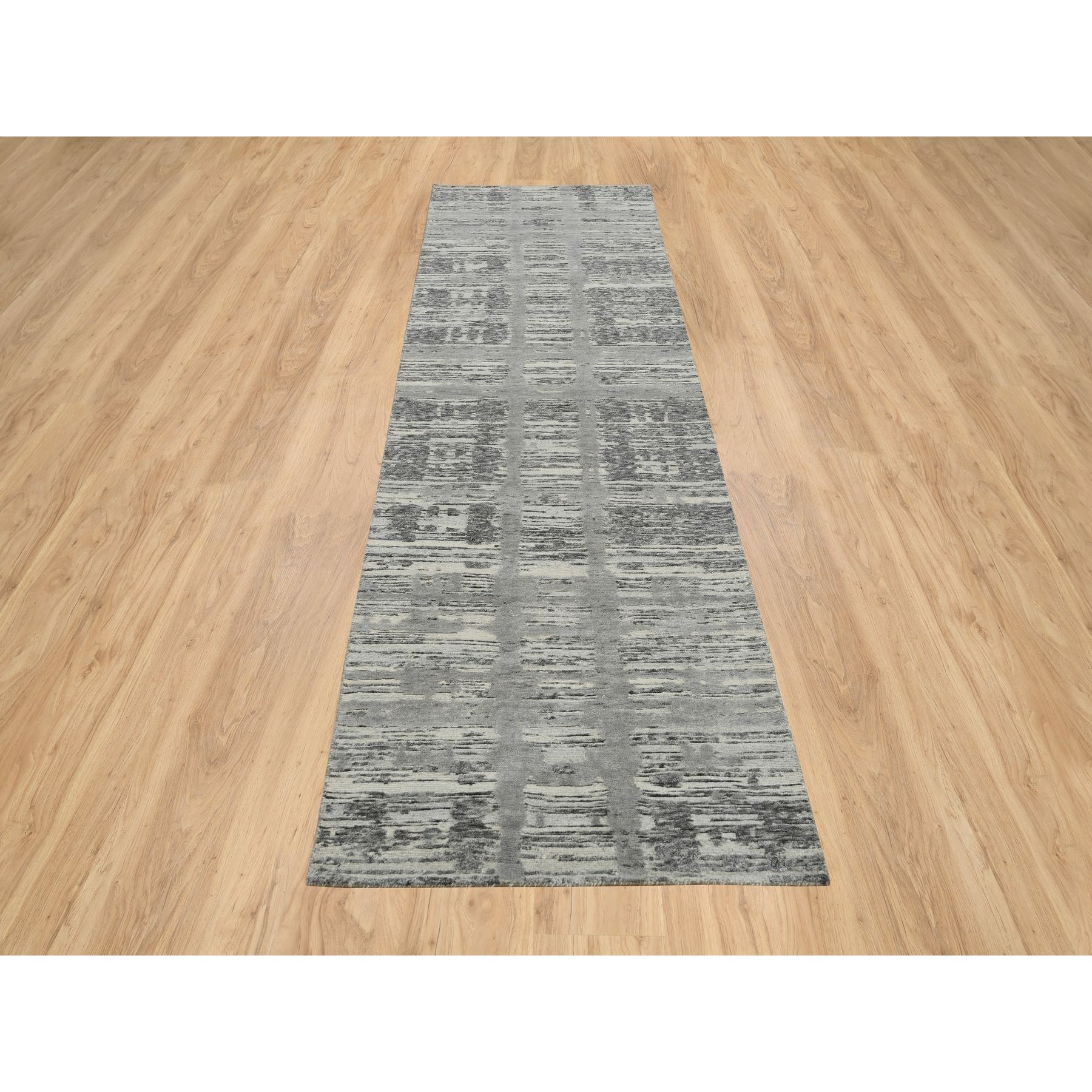 2'6"x10' Light Gray, Hand Knotted, Modern Design, Hand Spun Undyed Natural Wool, Oriental Runner Rug HR65166 - Image 2