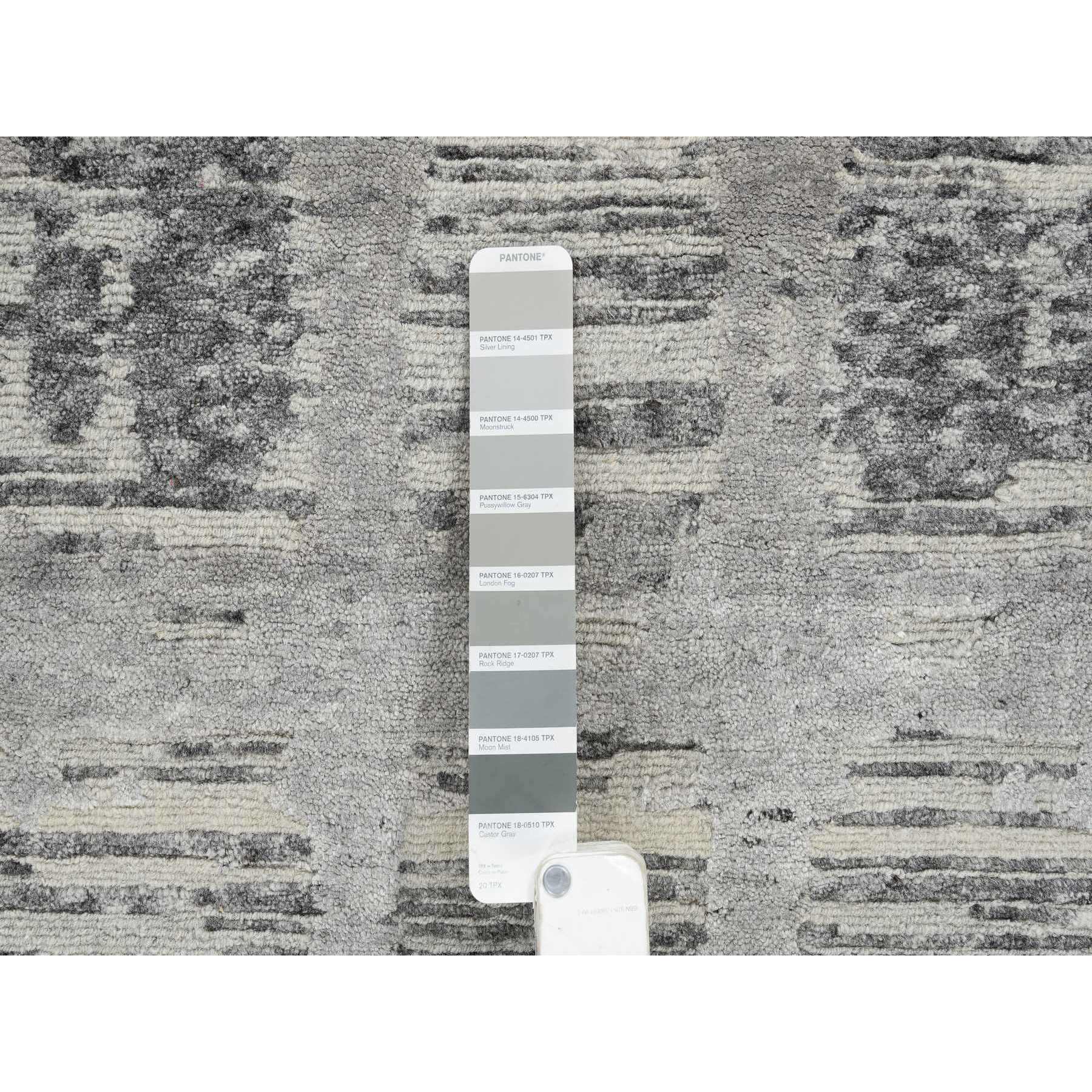 2'6"x10' Light Gray, Hand Knotted, Modern Design, Hand Spun Undyed Natural Wool, Oriental Runner Rug HR65166 - Image 4
