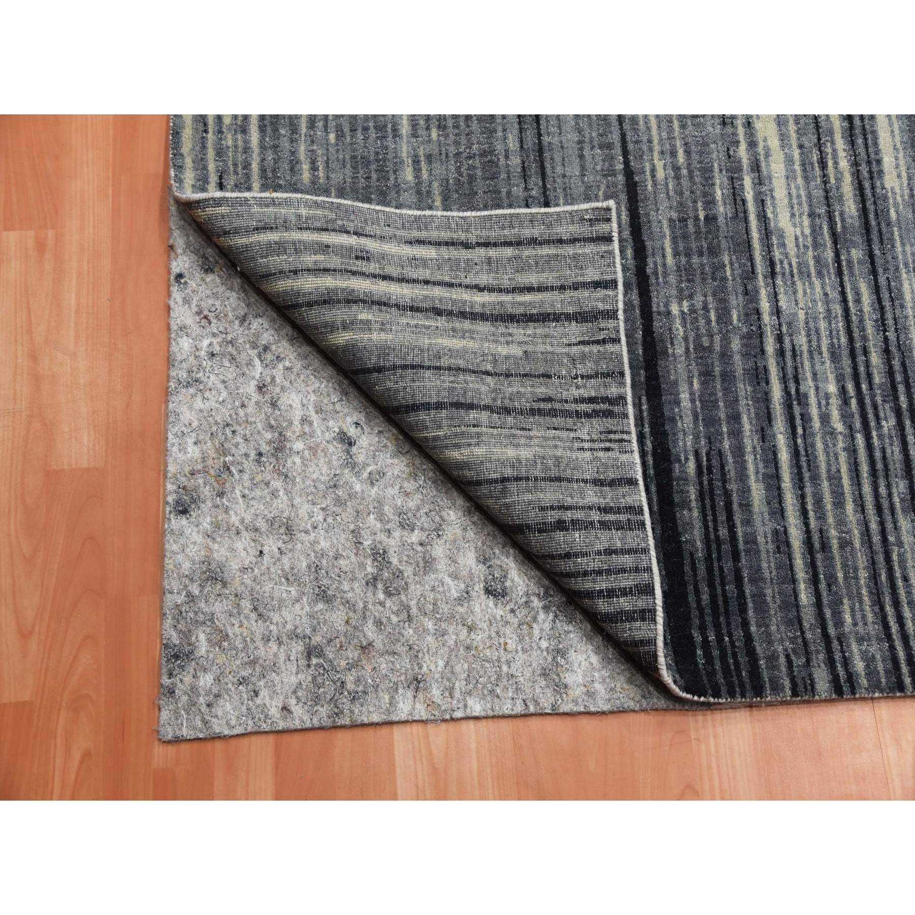 10'1"x14'2" Gray and Blue, Densely Woven Pure Wool, Hand Knotted Modern Ombre Design, Oriental Rug HR75252 - Image 5