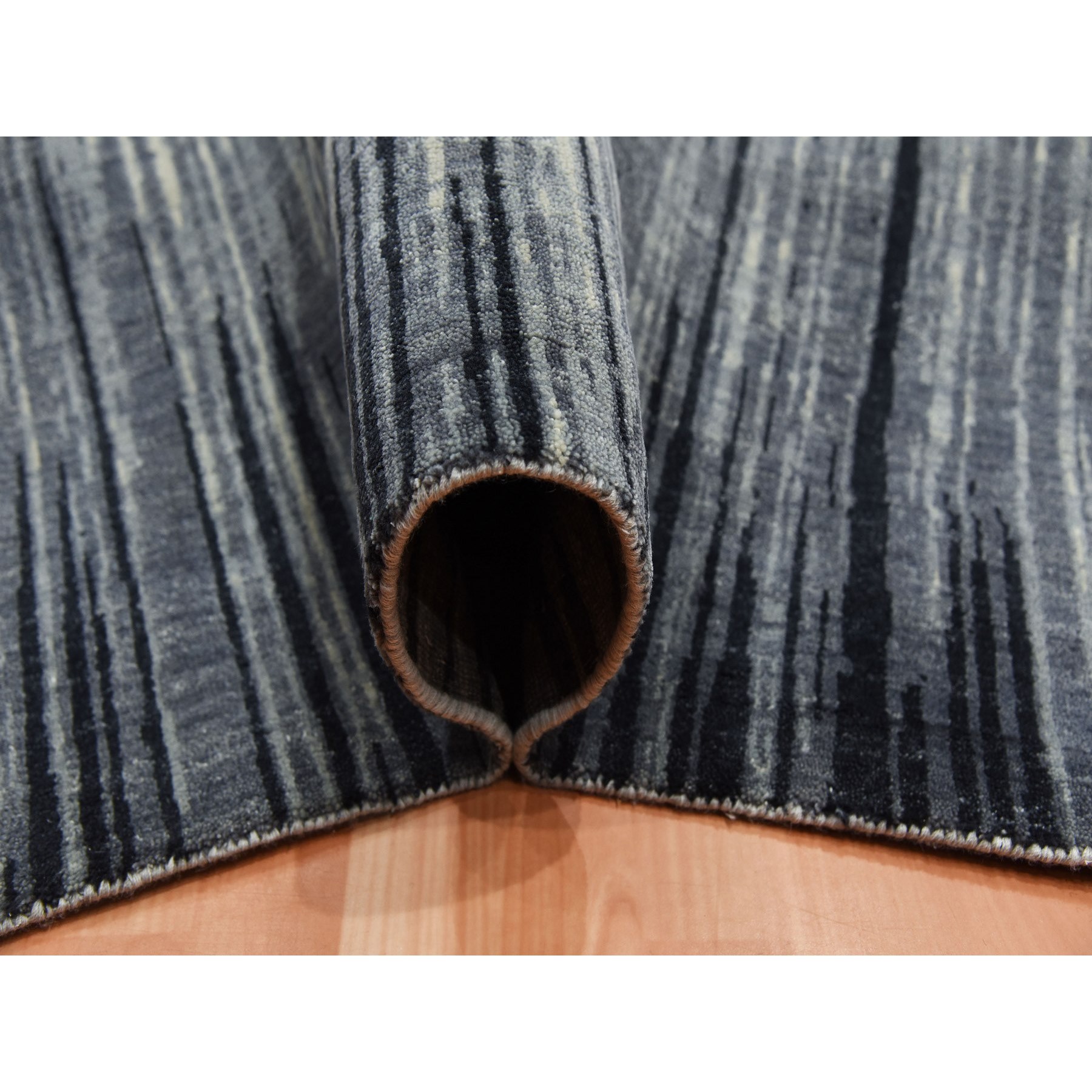 10'1"x14'2" Gray and Blue, Densely Woven Pure Wool, Hand Knotted Modern Ombre Design, Oriental Rug HR75252 - Image 6