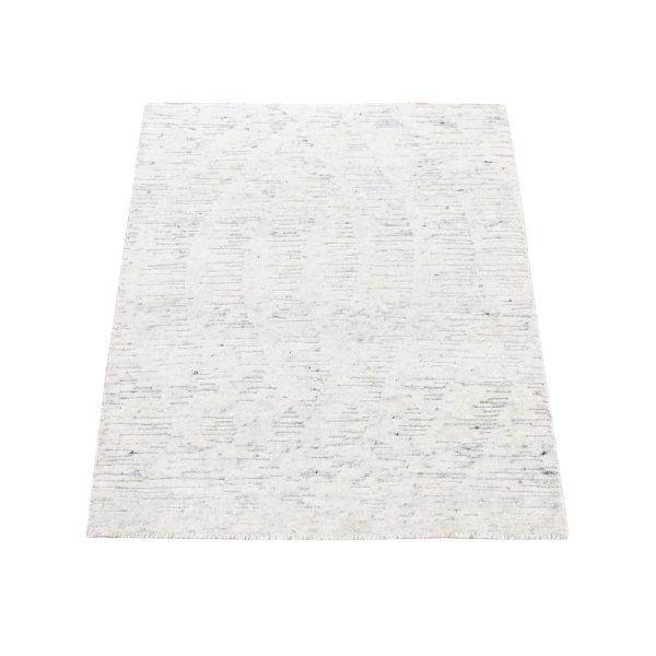 2'2"x3' Ivory, Modern with Repetitive Curvilinear Design Undyed Natural Wool, Hand Knotted Tone on Tone, Mat Oriental Rug HR80603