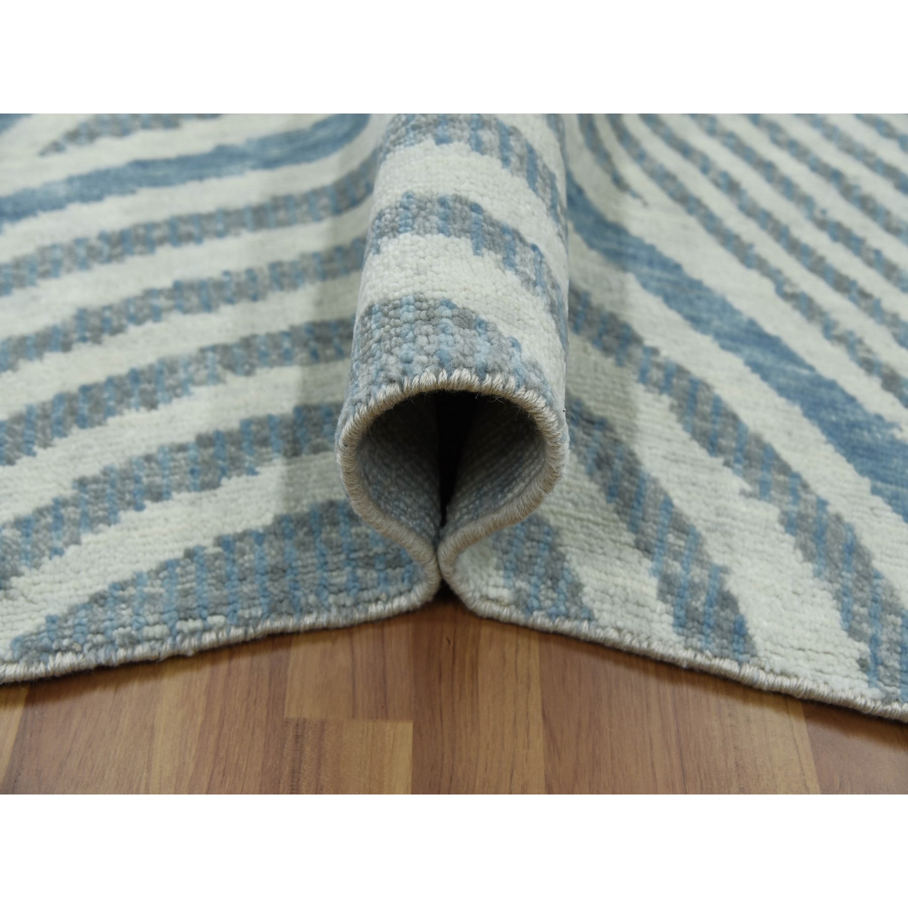 10'1"x14' Steel Blue, Soft Wool Hand Knotted, Geometric Art Nouveau Collection Soft to the Touch, Oriental Rug HR79412 - Image 6
