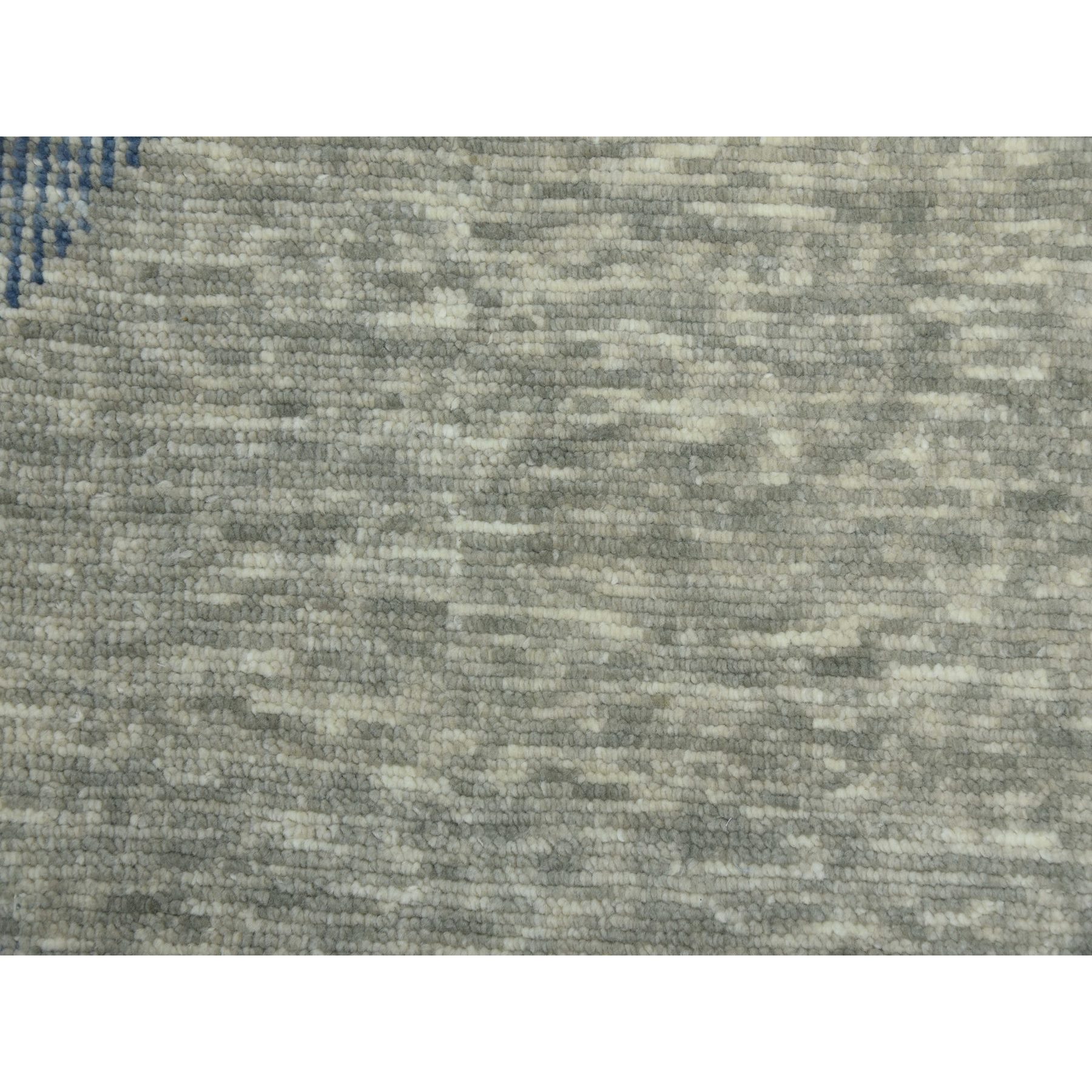 8'2"x10'4" Camouflage Green, Geometric Art Nouveau Collection, Soft Wool Hand Knotted, Oriental Rug HR79418 - Image 9