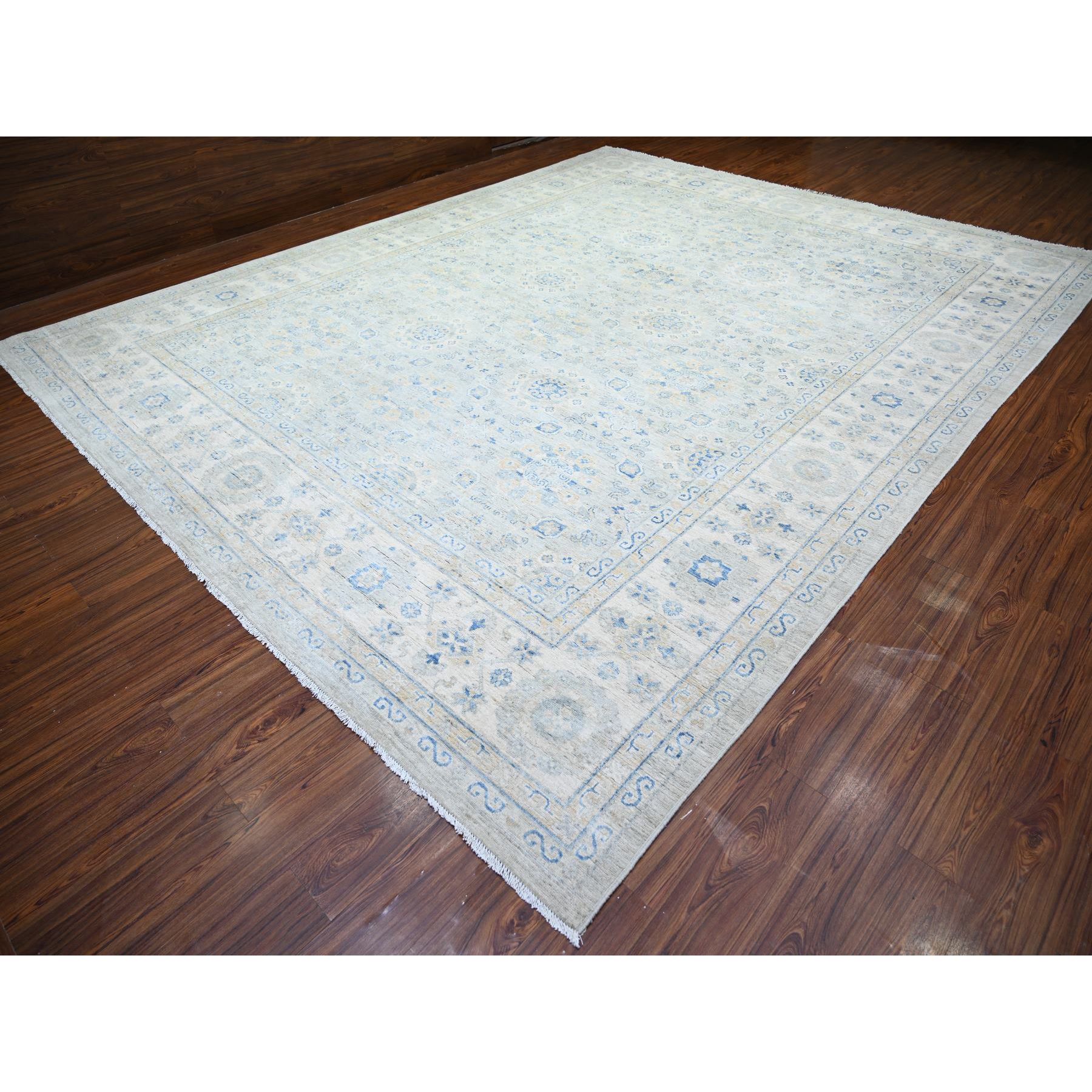 11'9"x14'8" Ivory, White Wash Peshawar with All Over Pattern Vegetable Dyes, 100% Wool Hand Knotted, Oversized Oriental Rug HR74056 - Image 4