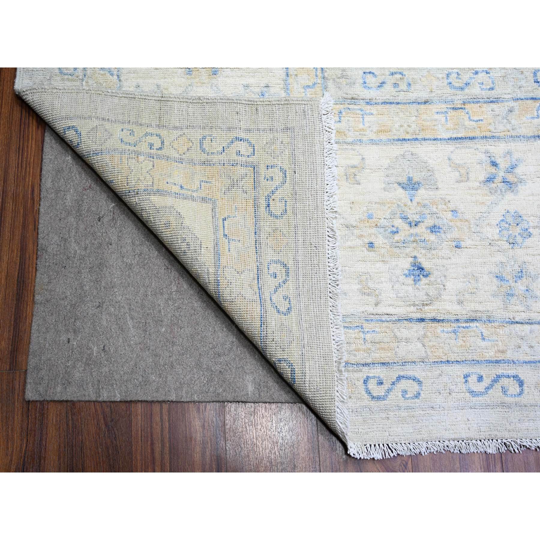 11'9"x14'8" Ivory, White Wash Peshawar with All Over Pattern Vegetable Dyes, 100% Wool Hand Knotted, Oversized Oriental Rug HR74056 - Image 5