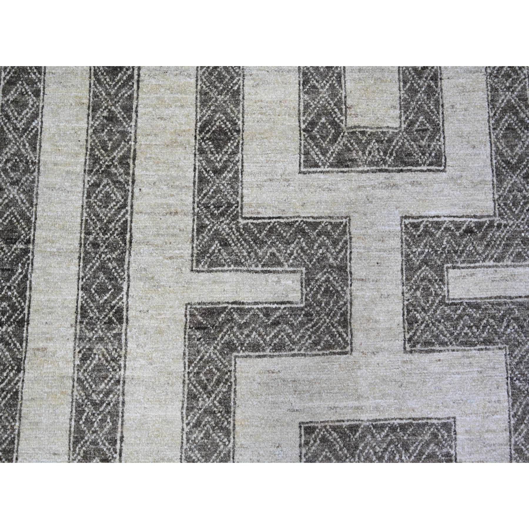 8'1"x9'9" Taupe Brown, Finer Peshawar with Intricate Geometric Motifs Maze Design Natural Dyes, 100% Wool Hand Knotted, Oriental Rug HR74188 - Image 9