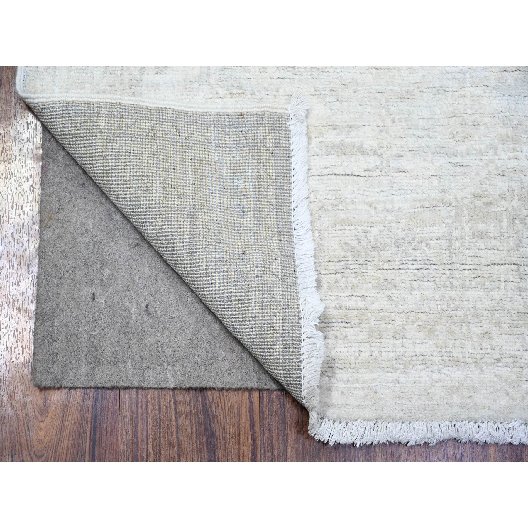 2'8"x11' White Wash Peshawar with Faded Design, Natural Dyes, Extra Soft Wool, Hand Knotted, Runner Oriental Rug HR74303 - Image 2