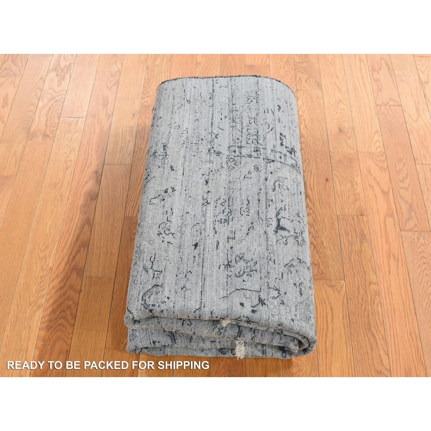 5'1"x7' Black Coral, Broken Persian, Erased Design, Silk With Textured Wool, Hand Knotted, Oriental Rug HR80772 - Image 4