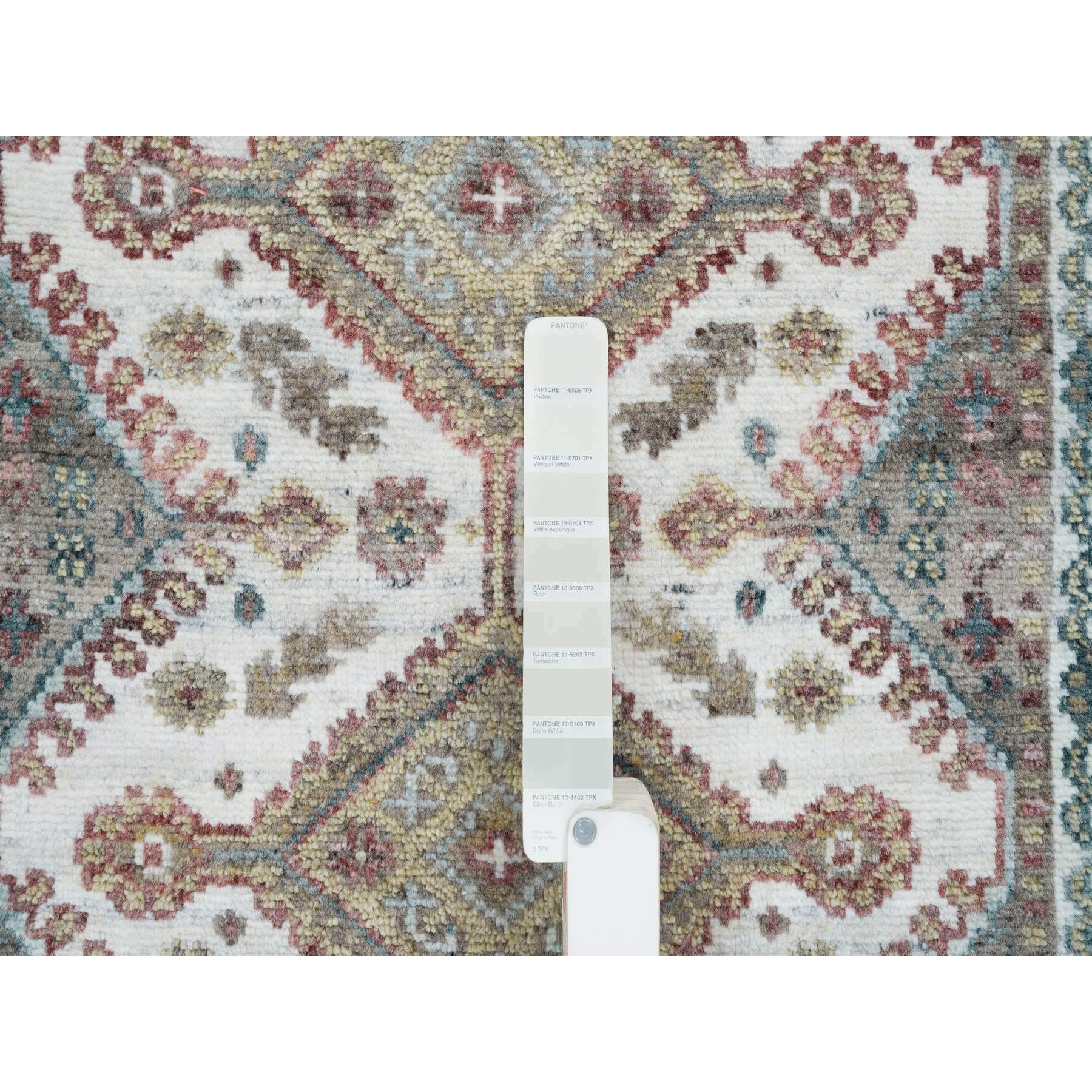 2'7"x9'9" Ivory, Natural Wool, Shiraz Reimagined Unique Flower Rosettes Border Design, Runner, Hand Knotted, Sustainable Oriental Rug HR65574 - Image 4