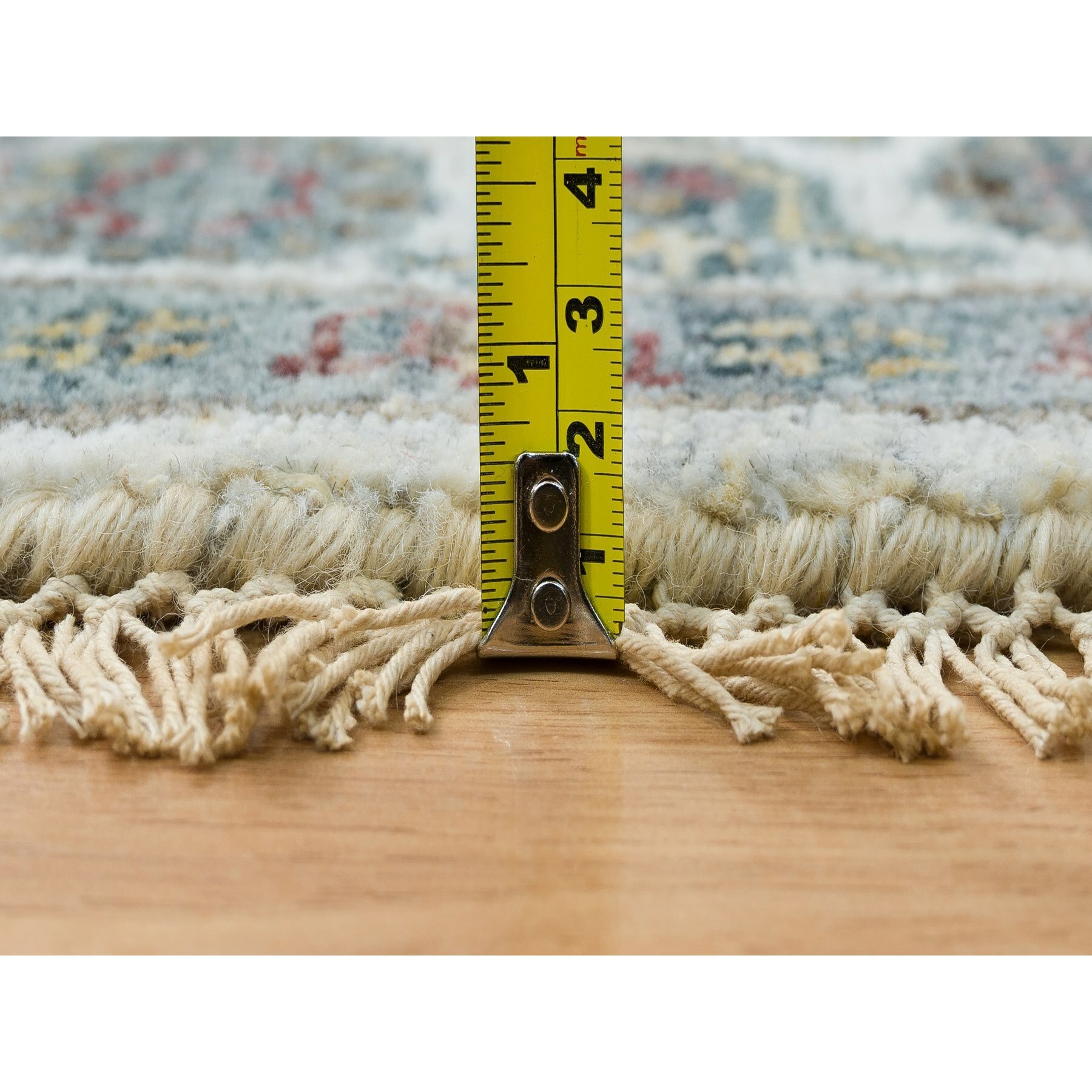 5'10"x5'10" Ivory, Shiraz Reimagined Unique Flower Rosettes Border Design, Soft Pile, Soft Wool Hand Knotted, Tone on Tone, Round Sustainable Oriental Rug HR65615 - Image 7