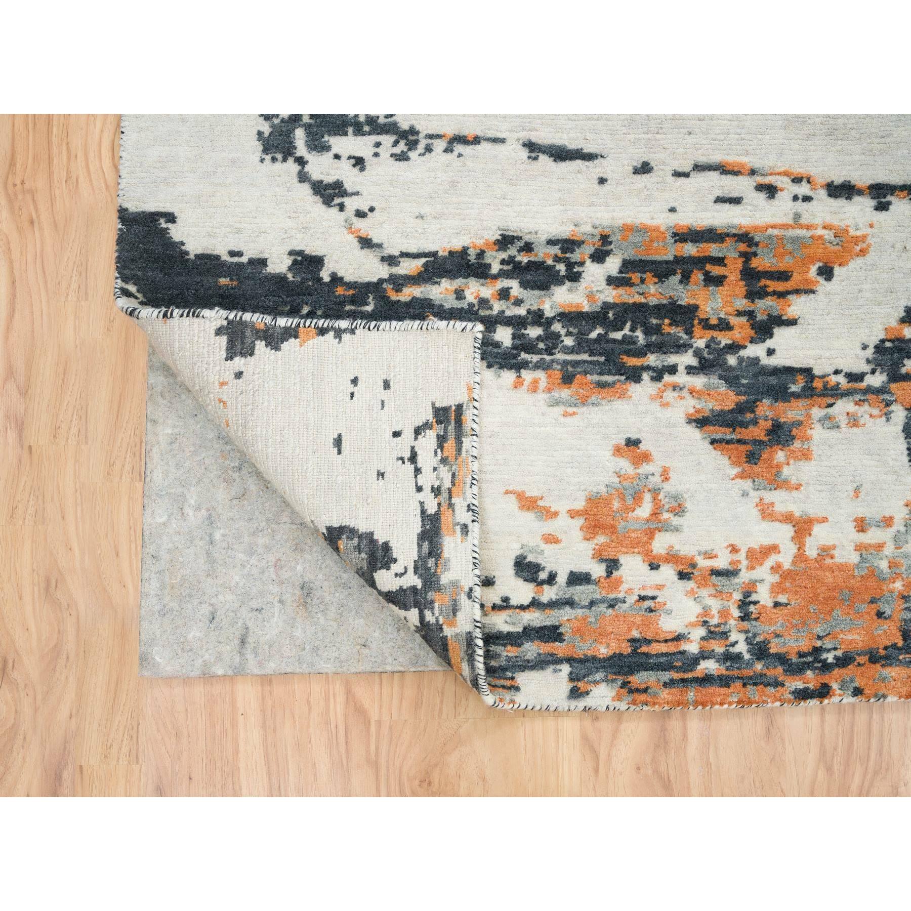 9'3"x11'9" Black and Orange, Soft and Luxurious, Abstract with Curvilinear Motif, Wool and Silk, Tone on Tone, Hand Knotted , Dense Weave, Modern Rug HR65624 - Image 5