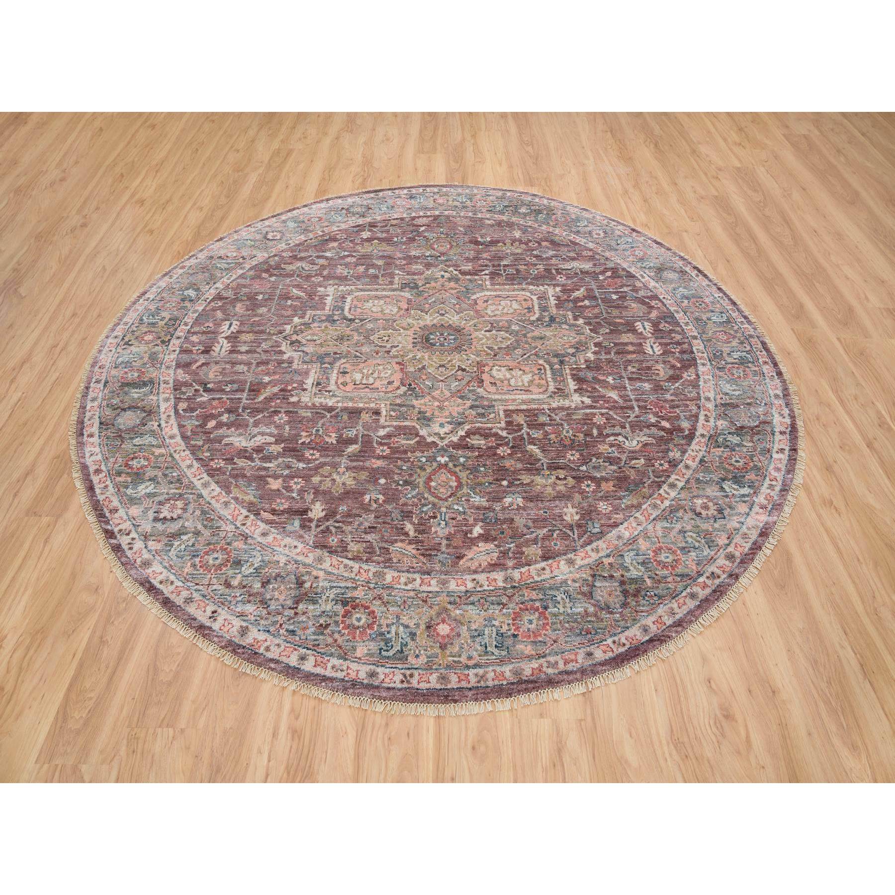 9'7"x9'7" Light Burgundy, Heriz Revival, Thick and Plush Soft Pile, Vegetable Dyes, Natural Wool, Hand Knotted, Round Oriental Rug HR65633 - Image 2