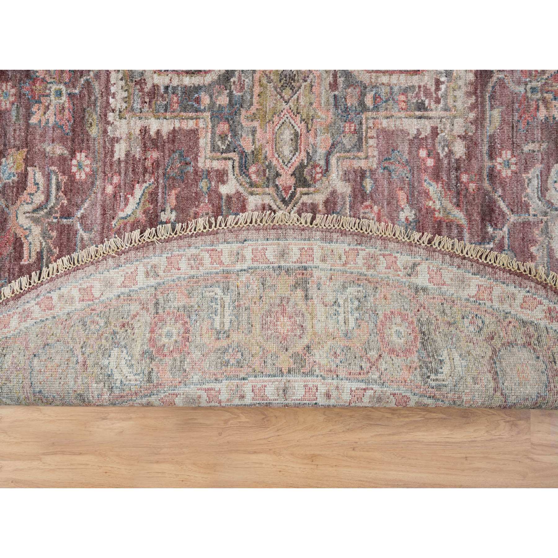 9'7"x9'7" Light Burgundy, Heriz Revival, Thick and Plush Soft Pile, Vegetable Dyes, Natural Wool, Hand Knotted, Round Oriental Rug HR65633 - Image 4