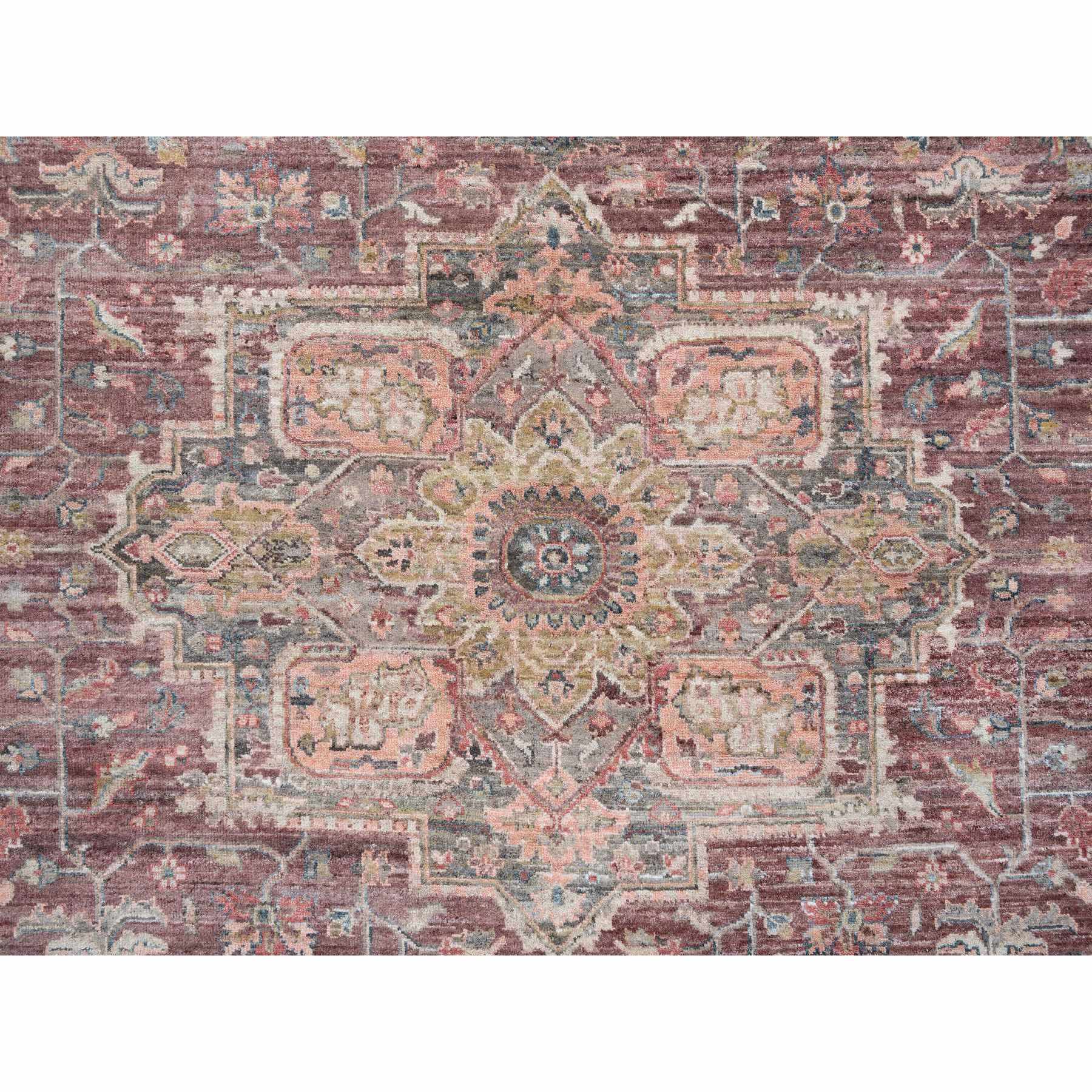 9'7"x9'7" Light Burgundy, Heriz Revival, Thick and Plush Soft Pile, Vegetable Dyes, Natural Wool, Hand Knotted, Round Oriental Rug HR65633 - Image 8