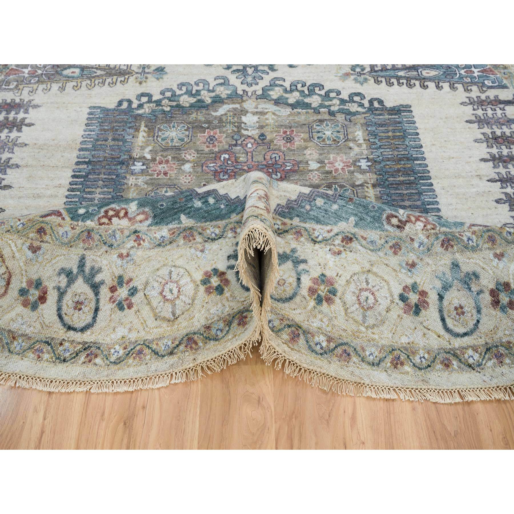 9'9"x9'9" Ivory, Extra Soft Wool, Hand Knotted, Thick and Plush, Reimagined Persian Viss Design, Tone on Tone, Natural Dyes, Round, Oriental Rug HR65636 - Image 5